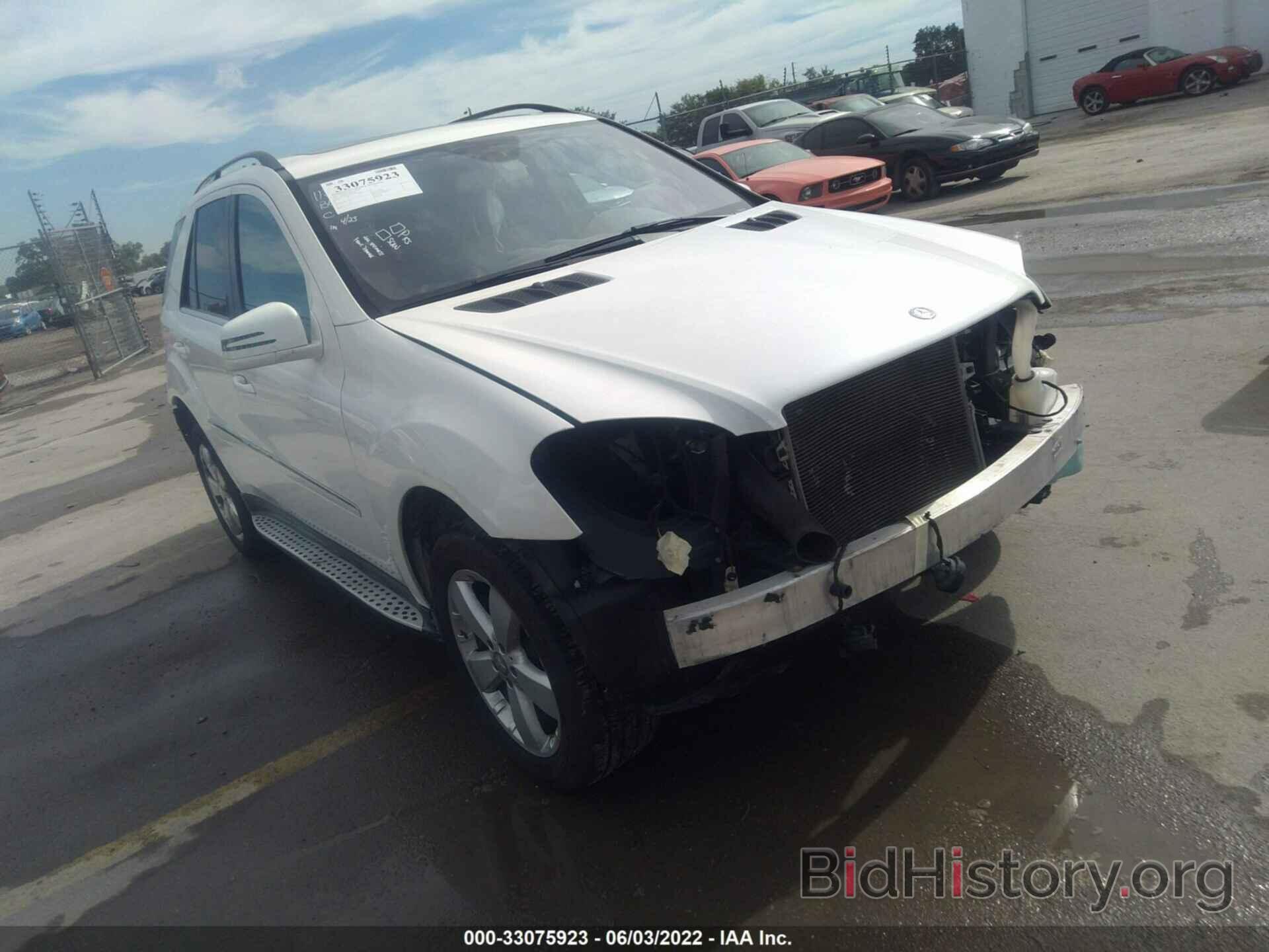 Photo 4JGBB8GB5BA709010 - MERCEDES-BENZ M-CLASS 2011