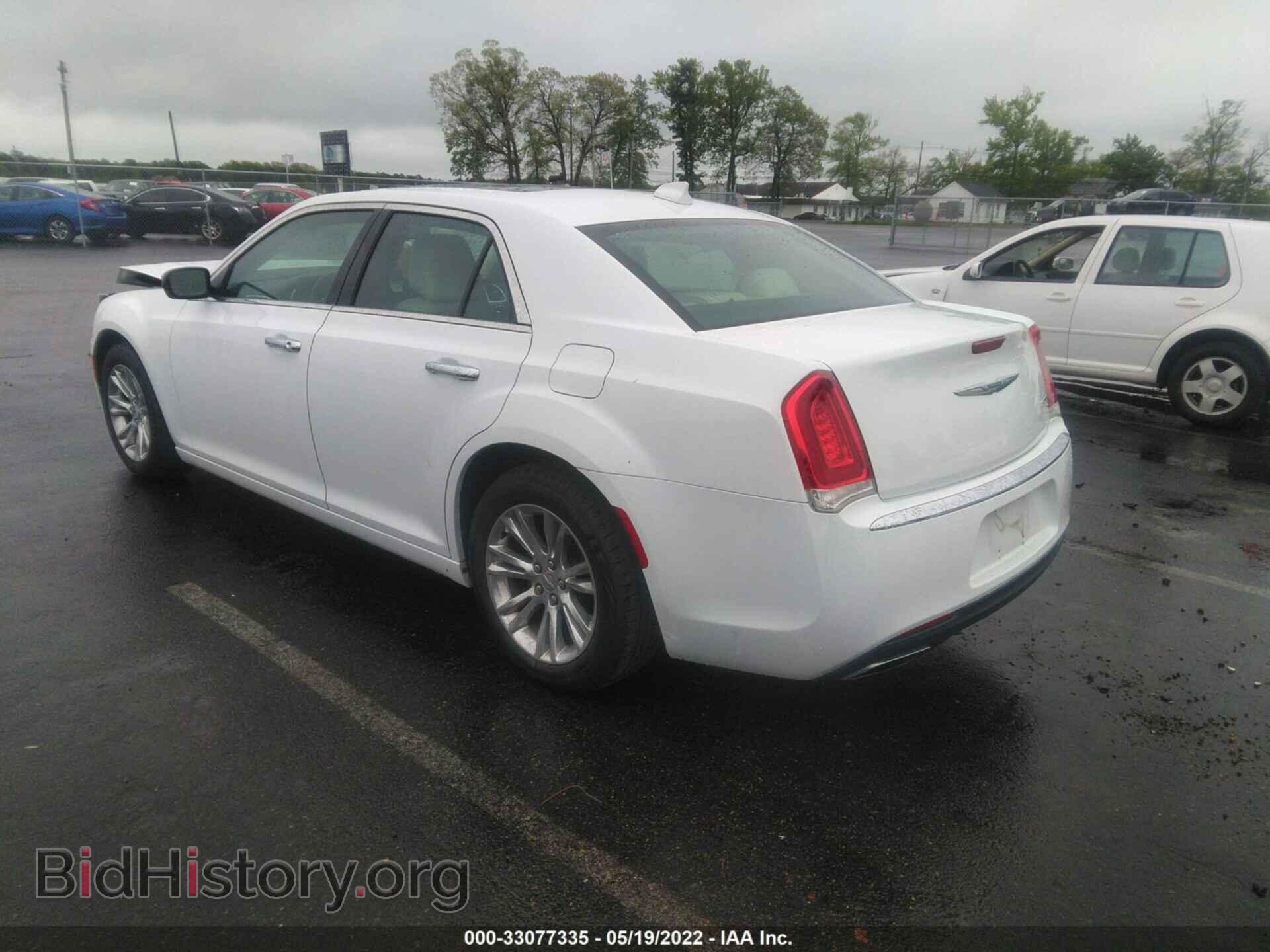 2017 CHRYSLER 300 - VIN: 2C3CCAEGXHH616204 - Фото 3