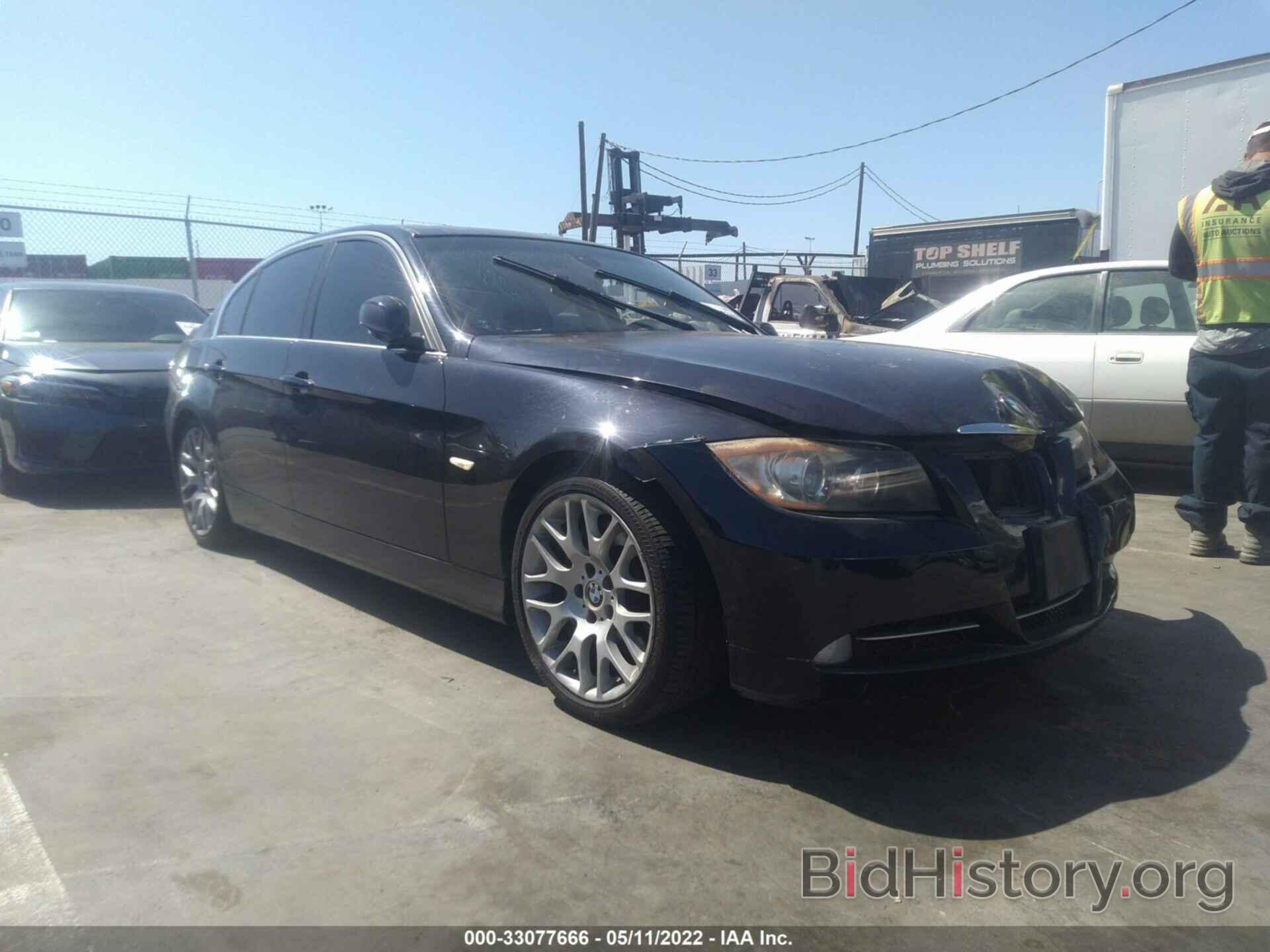 Photo WBAVB73528KY64917 - BMW 3 SERIES 2008