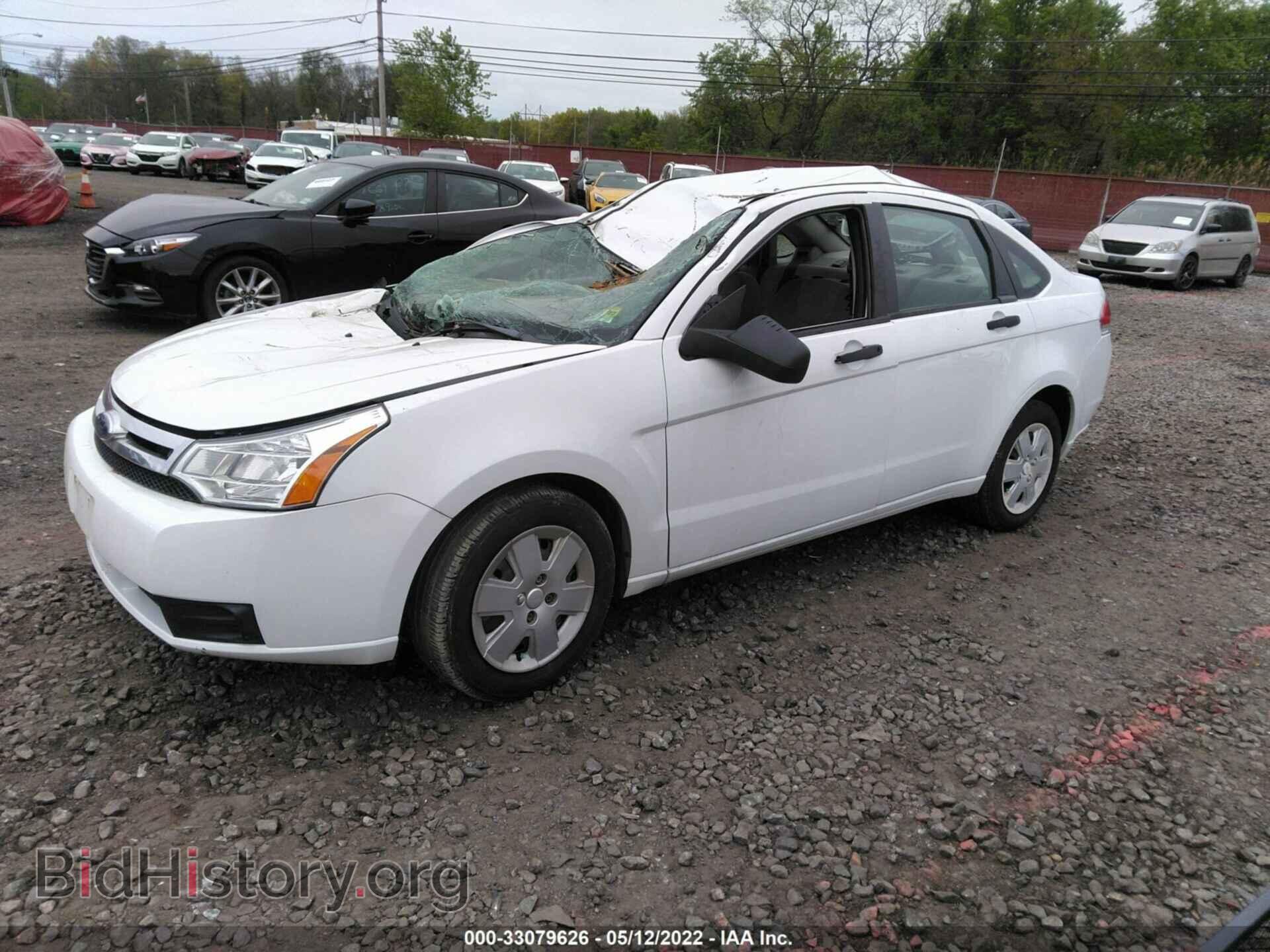 2008 FORD FOCUS - VIN: 1FAHP34N58W215877 - Фото 2