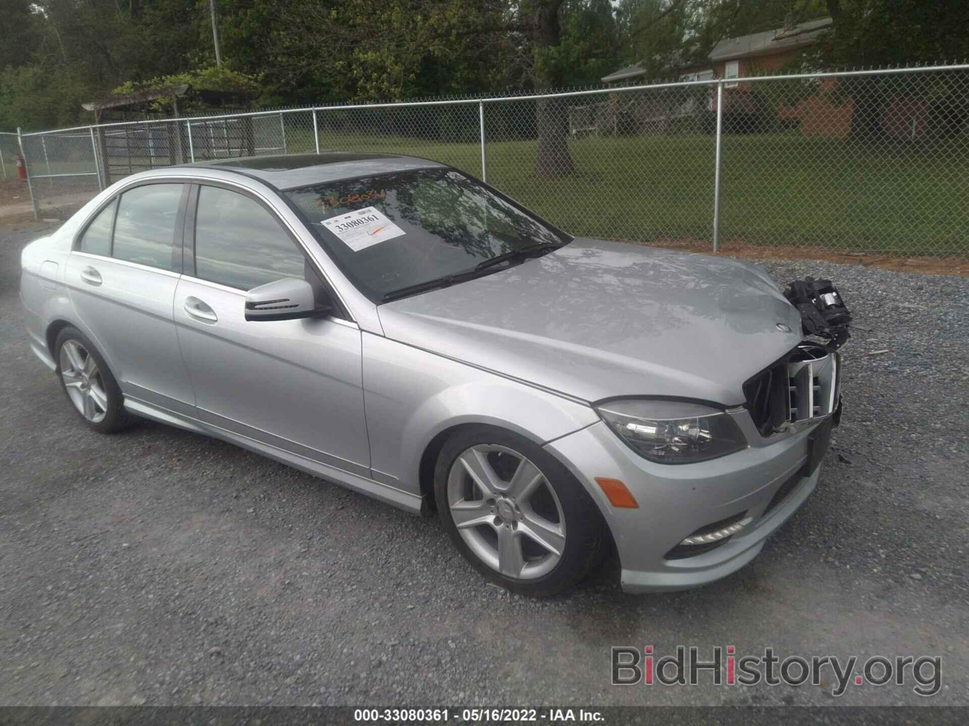 Photo WDDGF8BB4BR153463 - MERCEDES-BENZ C-CLASS 2011