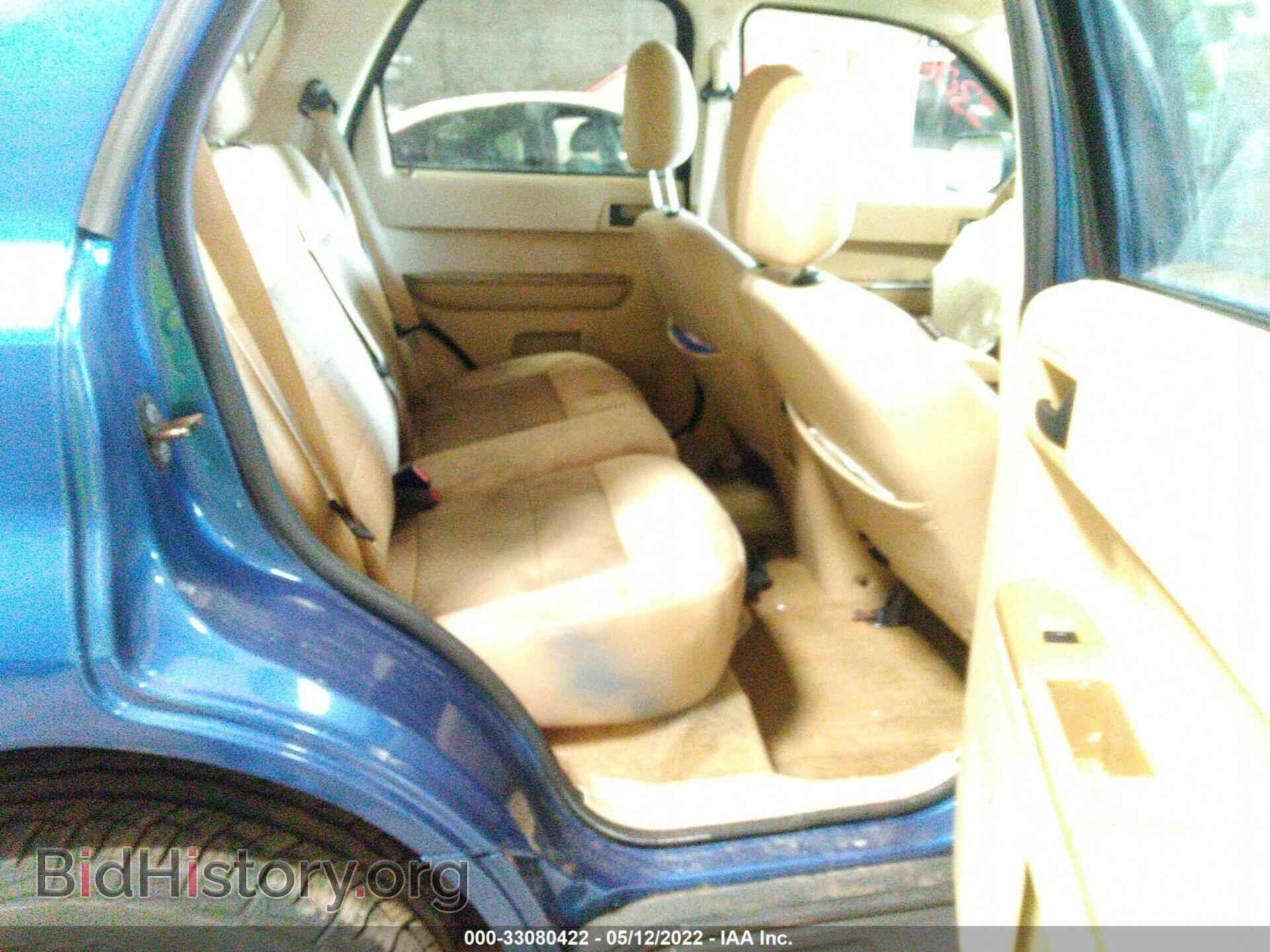 2008 FORD ESCAPE - VIN: 1FMCU93128KE75641 - Фото 8
