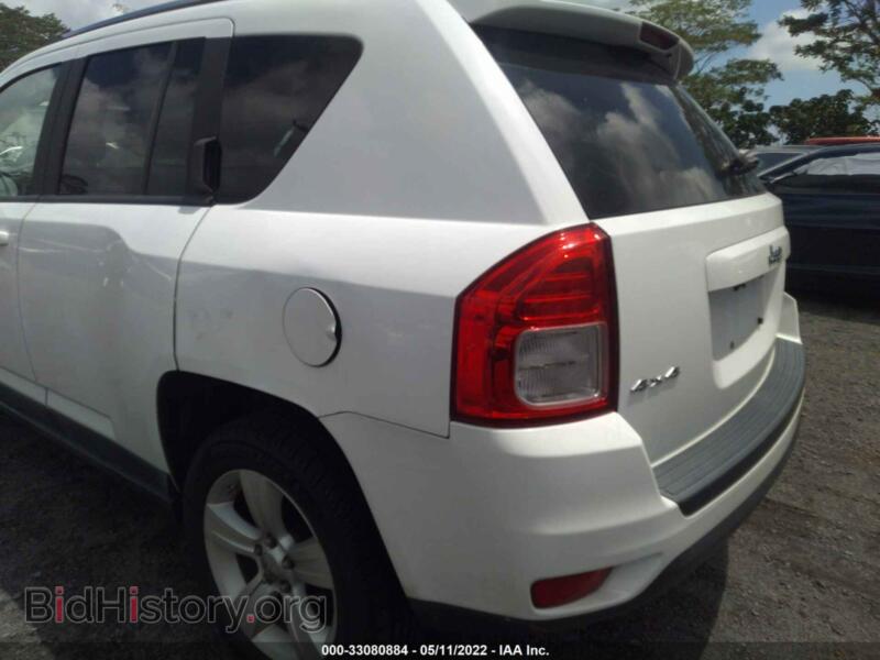 2011 Jeep COMPASS (VIN 1J4NF1FB0BD213099) — фото 6 из 11