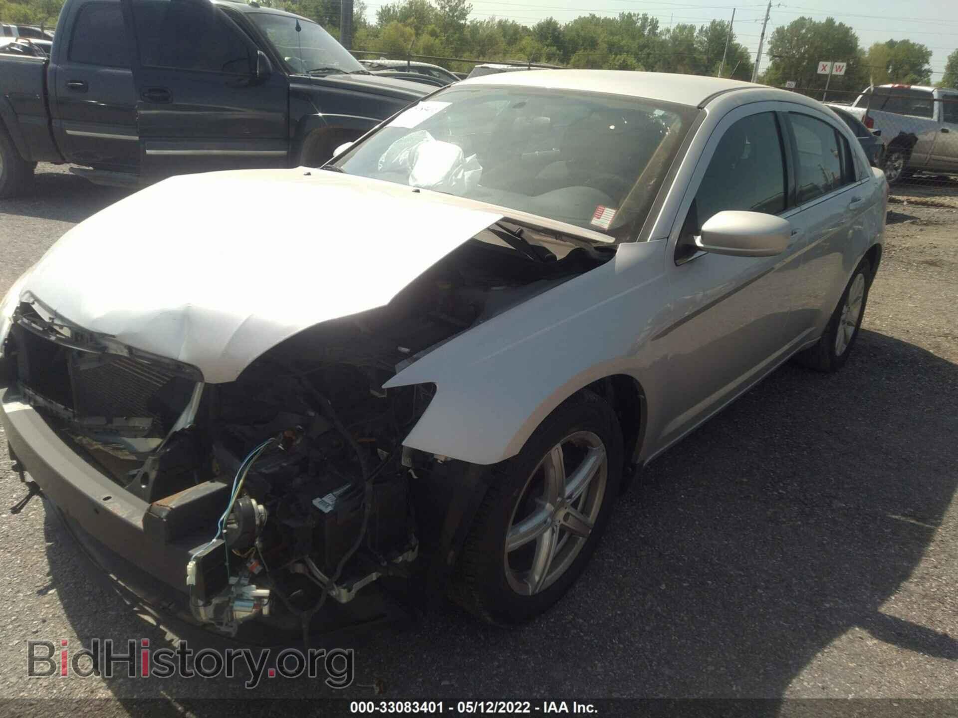 2012 CHRYSLER 200 - VIN: 1C3CCBBB4CN106025 - Фото 2