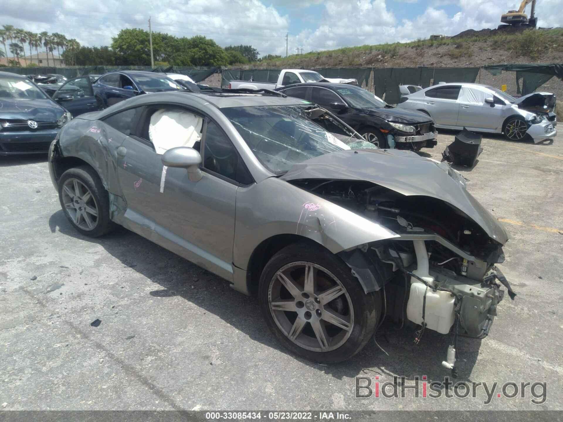 Photo 4A3AK34T98E017010 - MITSUBISHI ECLIPSE 2008