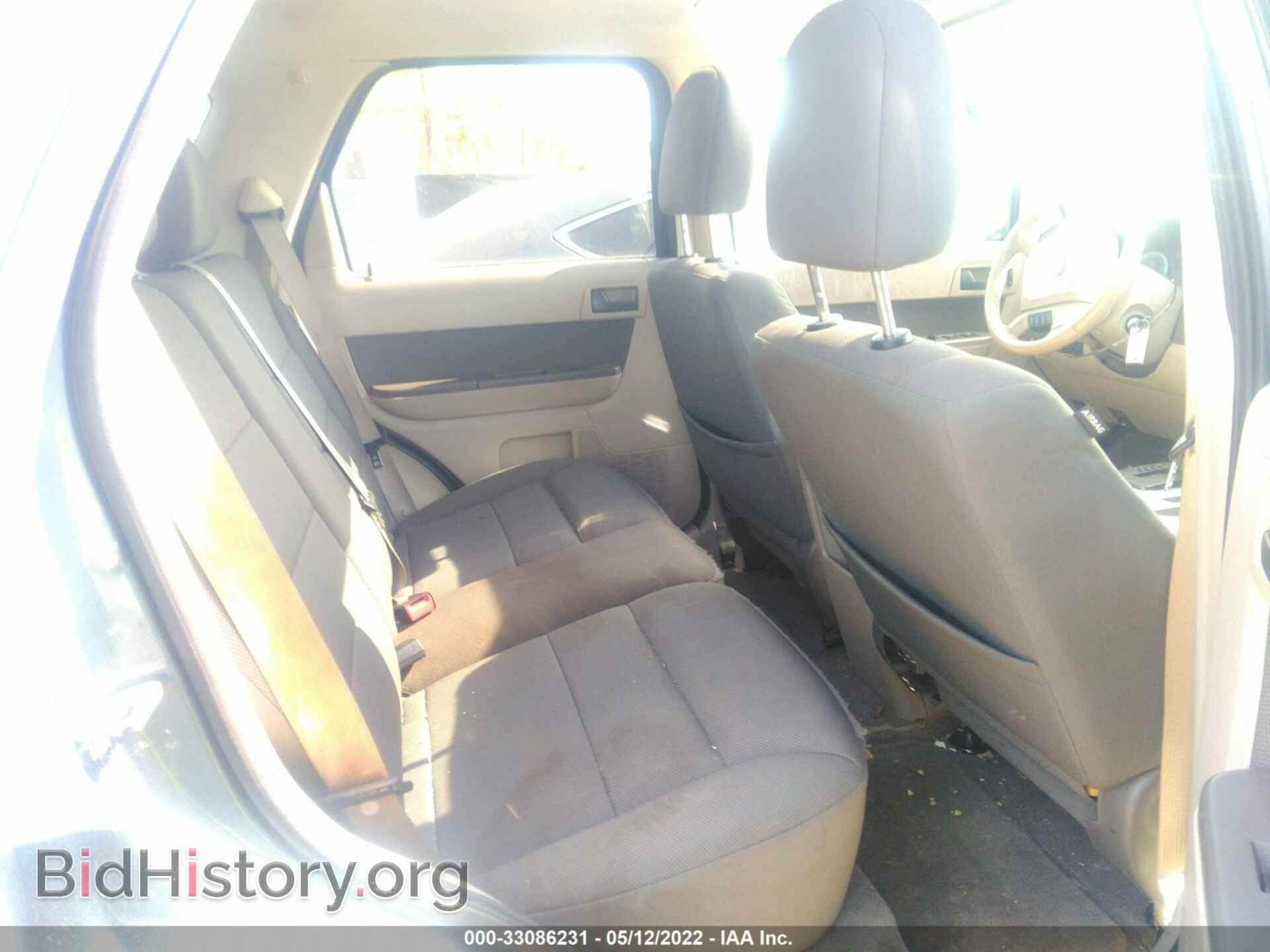 2010 Ford ESCAPE (VIN 1FMCU9D72AKA54818) — фото 8 из 11