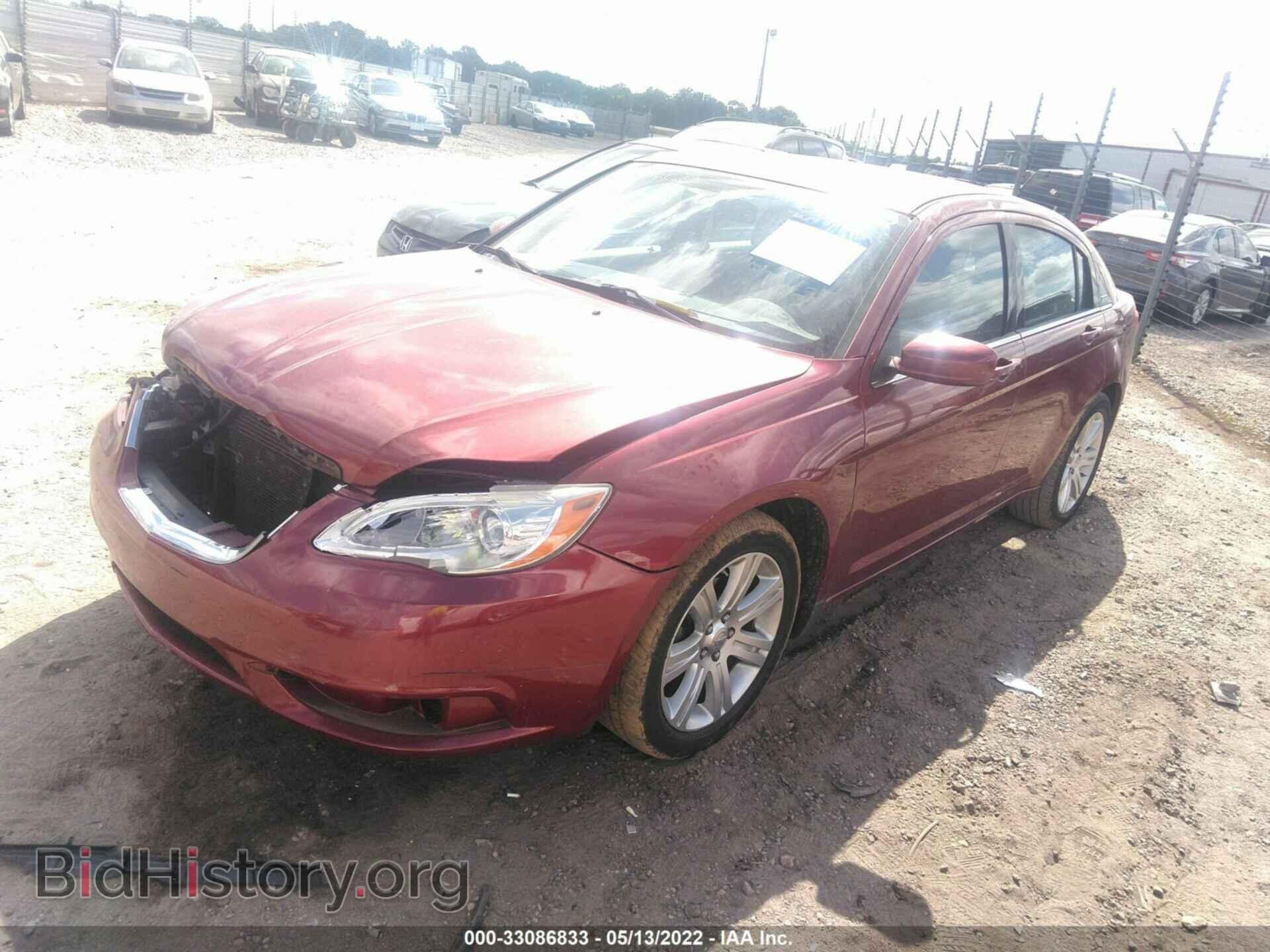 2012 CHRYSLER 200 - VIN: 1C3CCBBG4CN297716 - Фото 2