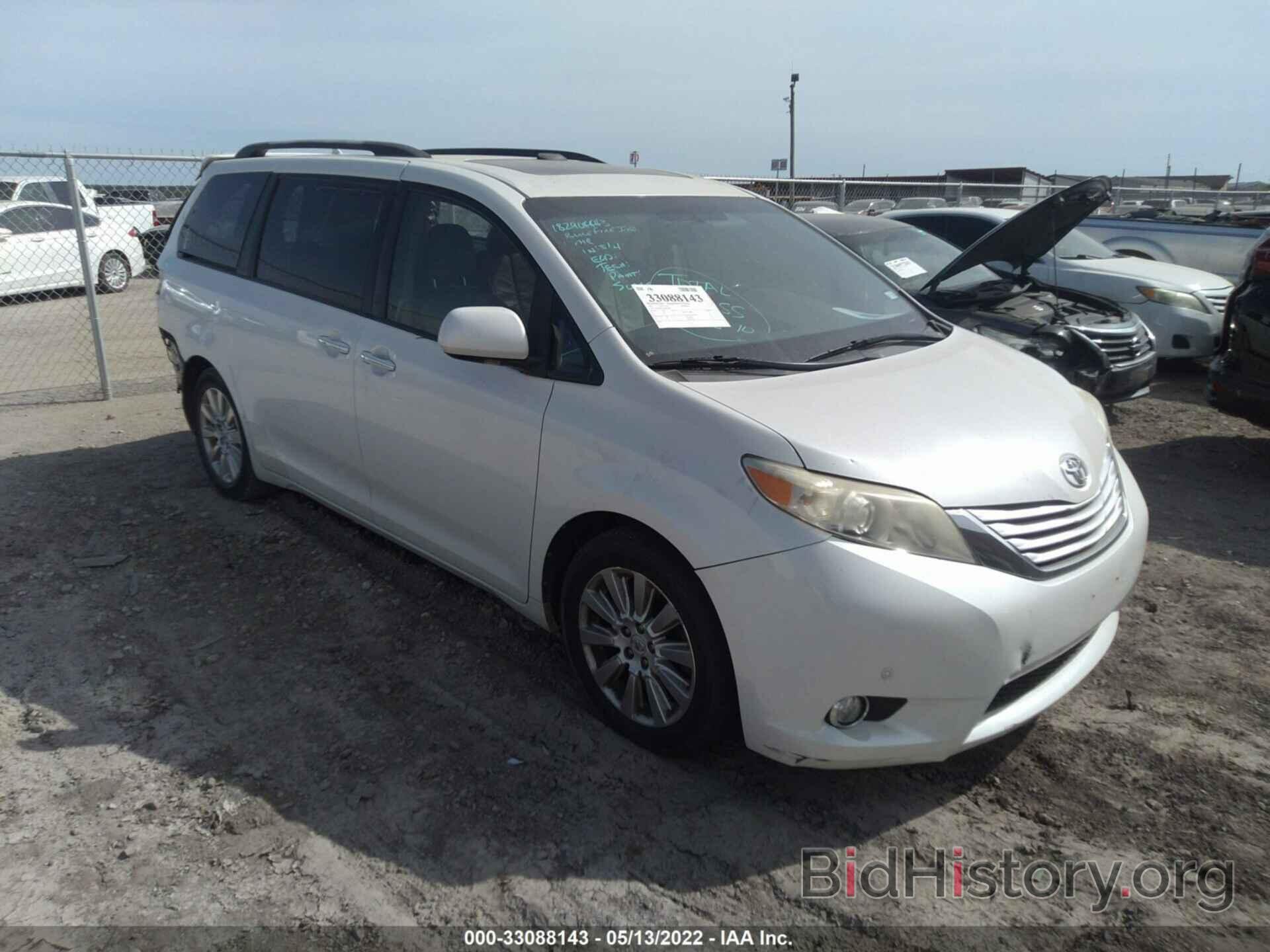 Photo 5TDYK3DC5BS042568 - TOYOTA SIENNA 2011