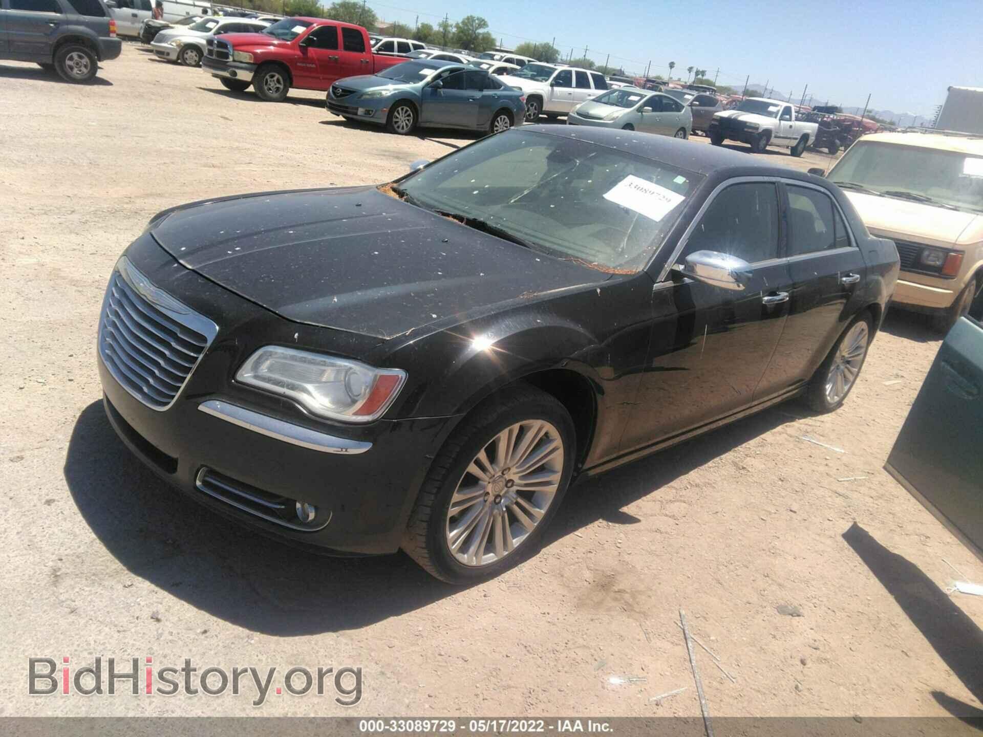 2011 CHRYSLER 300 - VIN: 2C3CA6CTXBH593968 - Фото 2