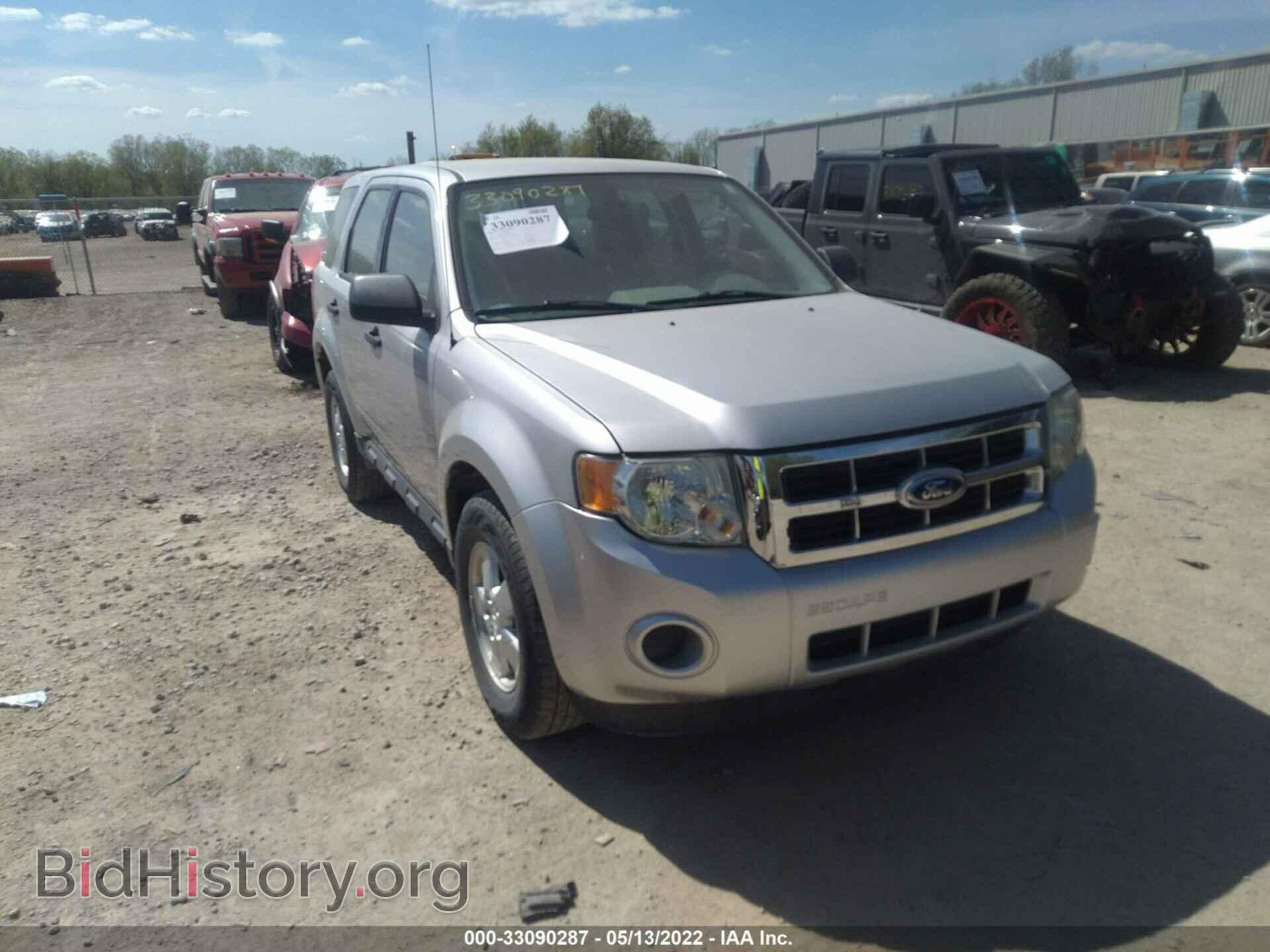 2010 Ford ESCAPE XLS (VIN 1FMCU9C77AKA09729) — фото 1 из 11, IAAI