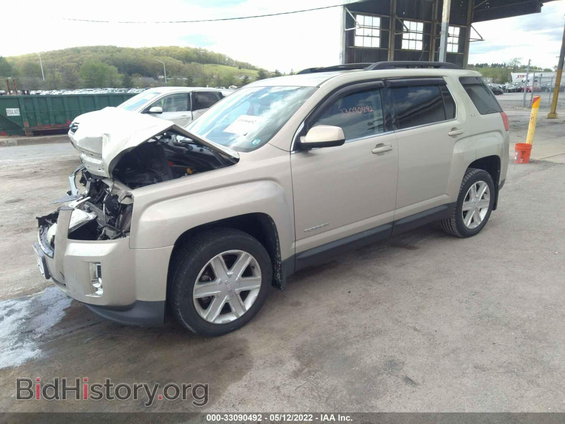 2011 GMC TERRAIN - VIN: 2CTFLVE59B6405307 - Photo 2
