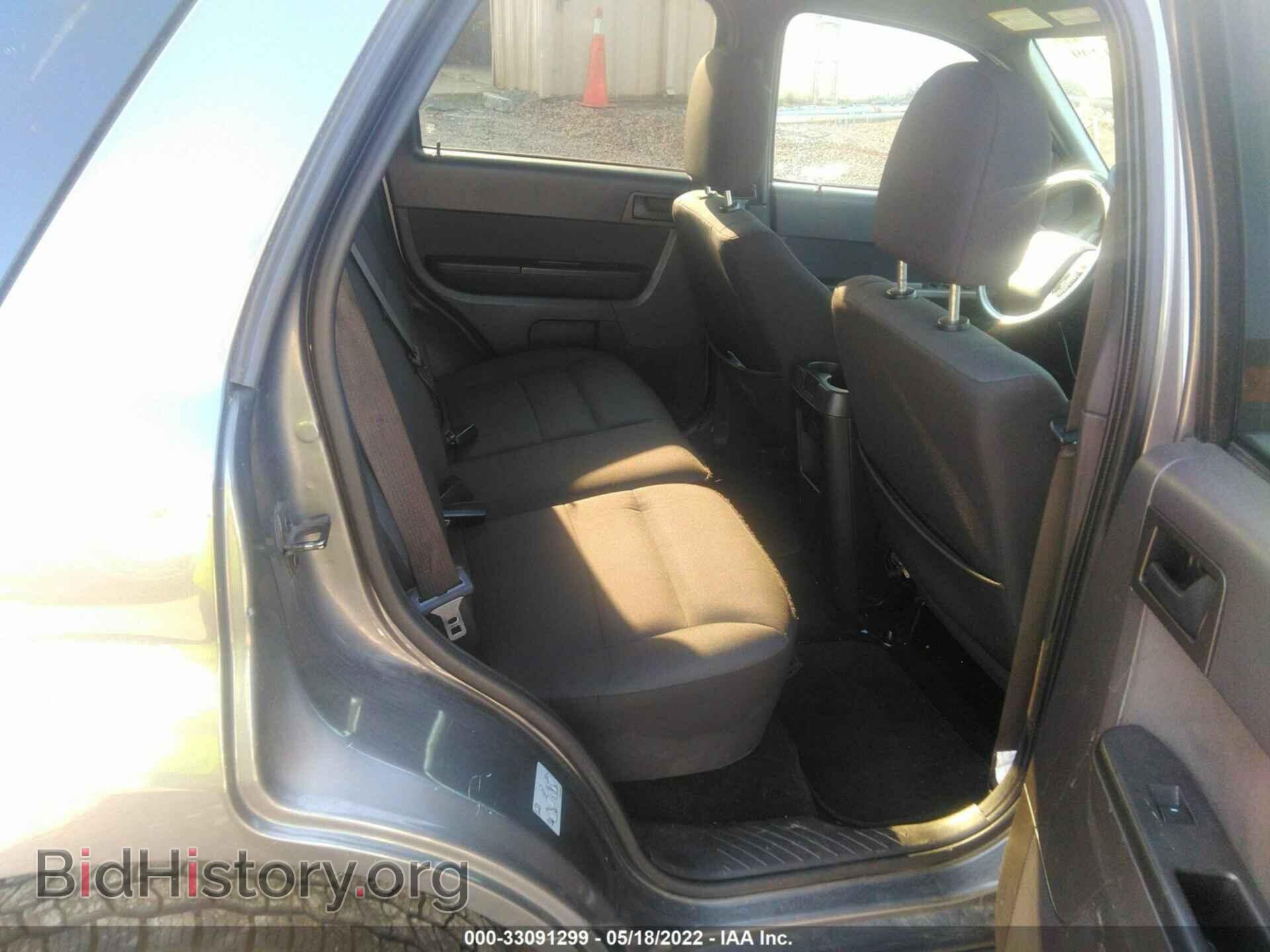 2011 FORD ESCAPE - VIN: 1FMCU0DG7BKB92304 - Фото 8