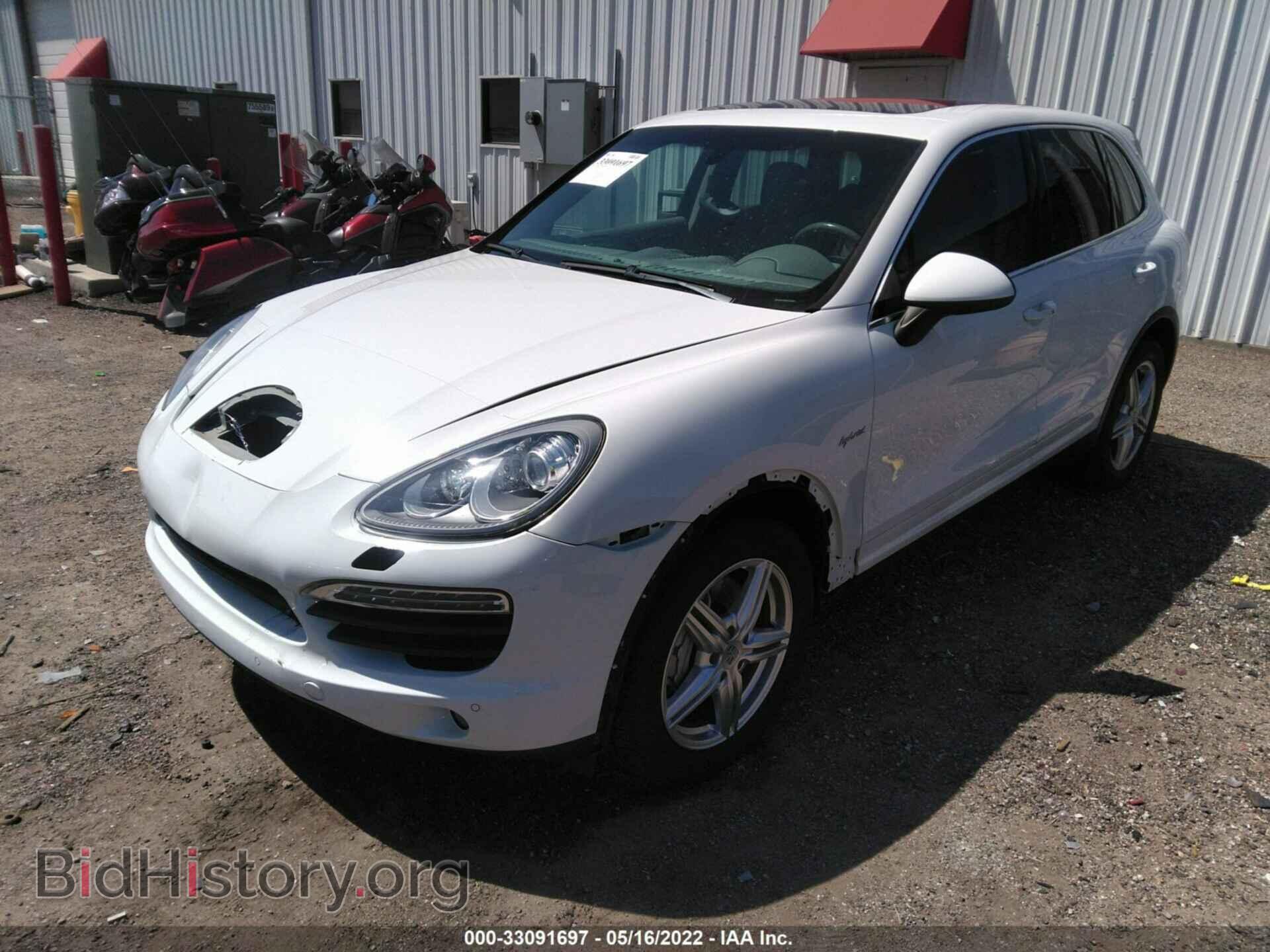 2013 PORSCHE CAYENNE - VIN: WP1AE2A20DLA15697 - Фото 2