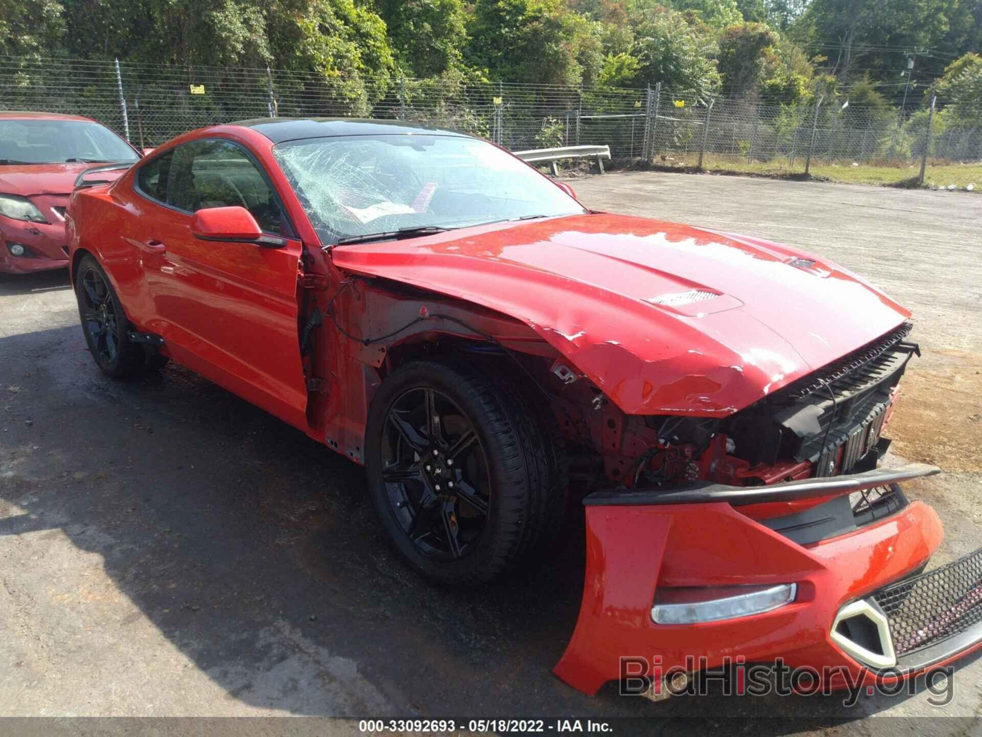 Photo 1FA6P8TH5L5132688 - FORD MUSTANG 2020