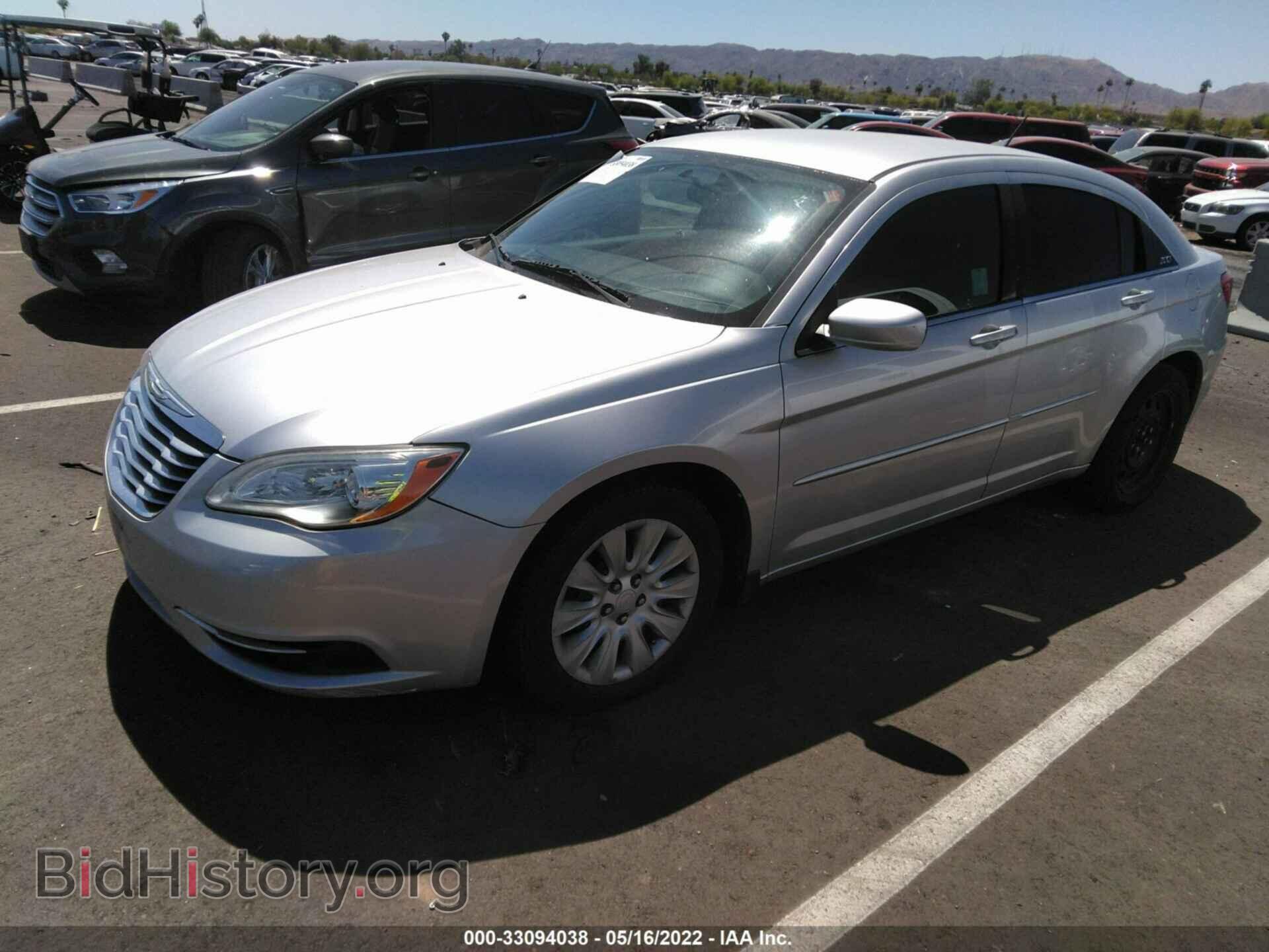 2012 CHRYSLER 200 - VIN: 1C3CCBAB5CN202151 - Фото 2