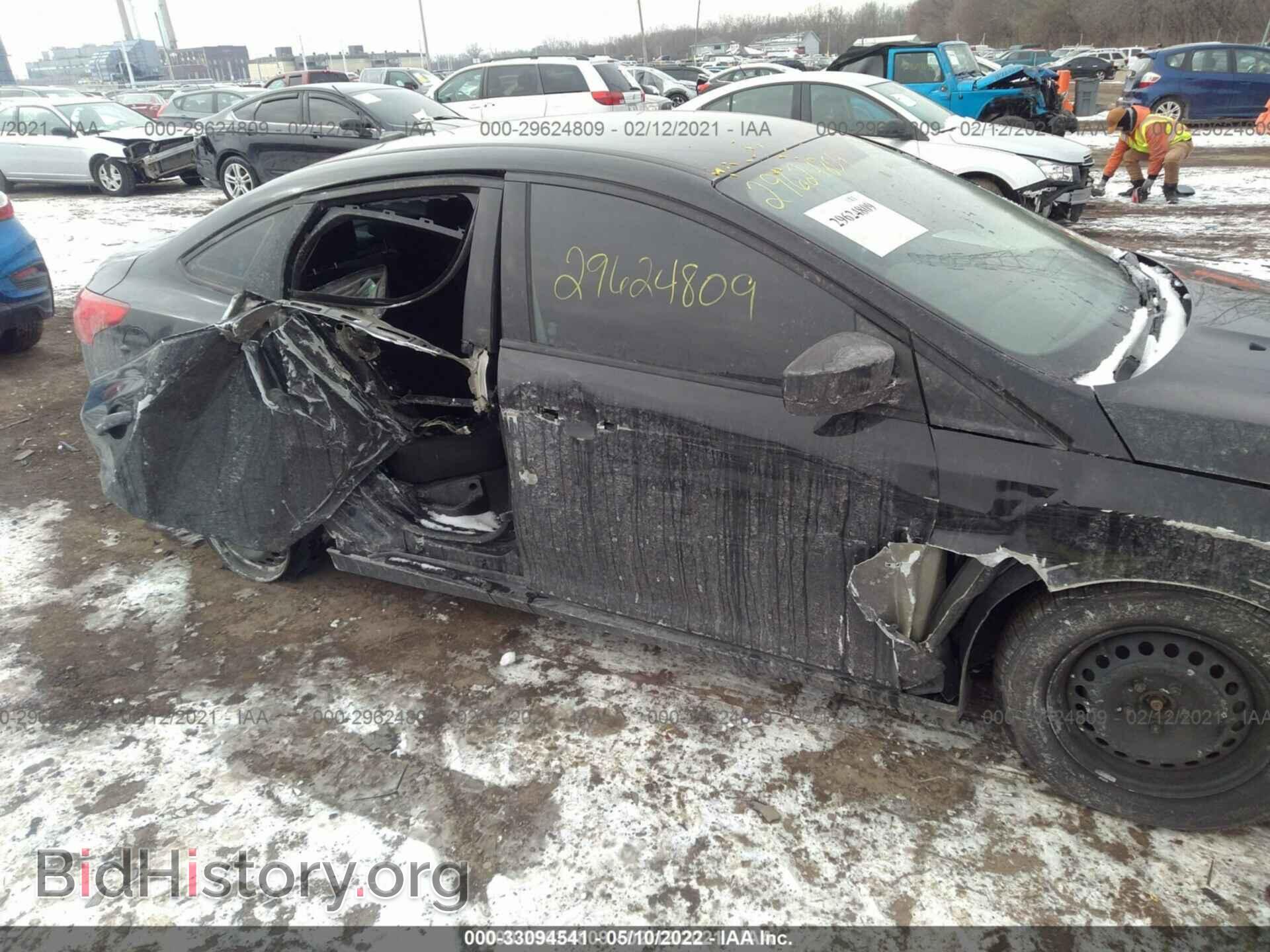 2016 FORD FOCUS - VIN: 1FADP3E22GL358854 - Фото 6