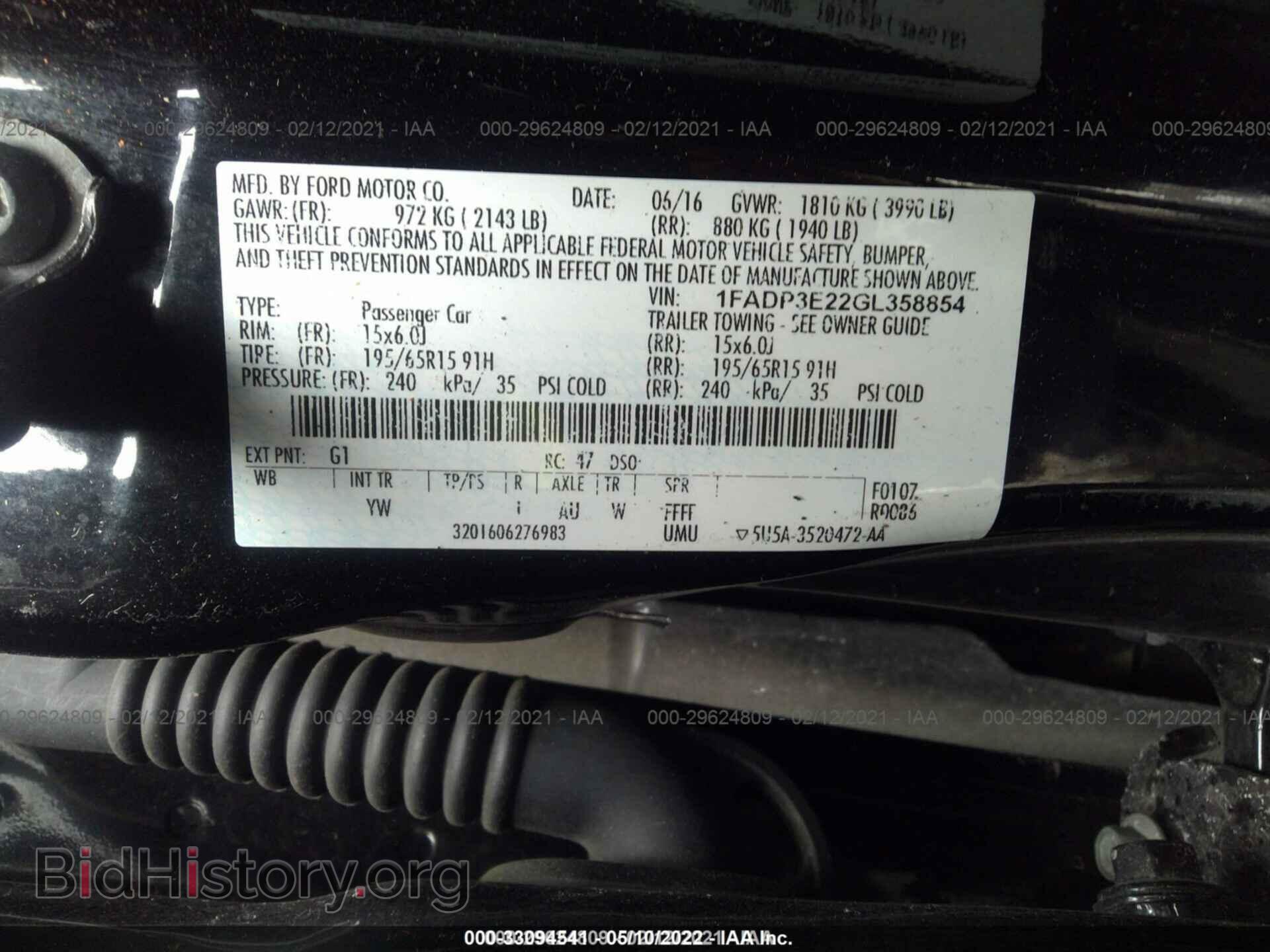 2016 FORD FOCUS - VIN: 1FADP3E22GL358854 - Фото 9