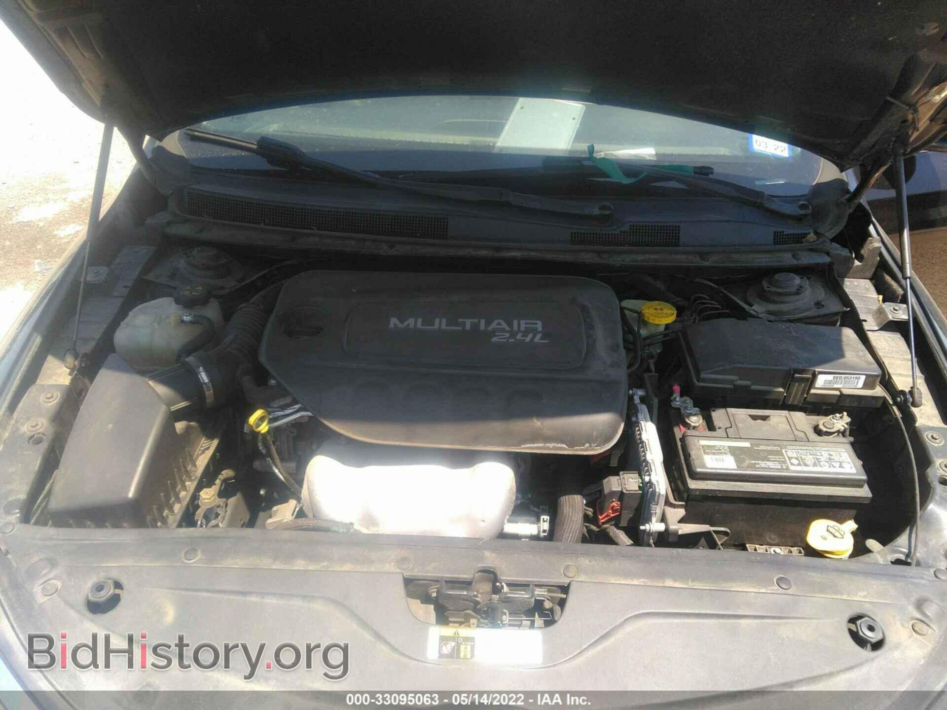 2015 CHRYSLER 200 - VIN: 1C3CCCAB2FN504555 - Фото 10