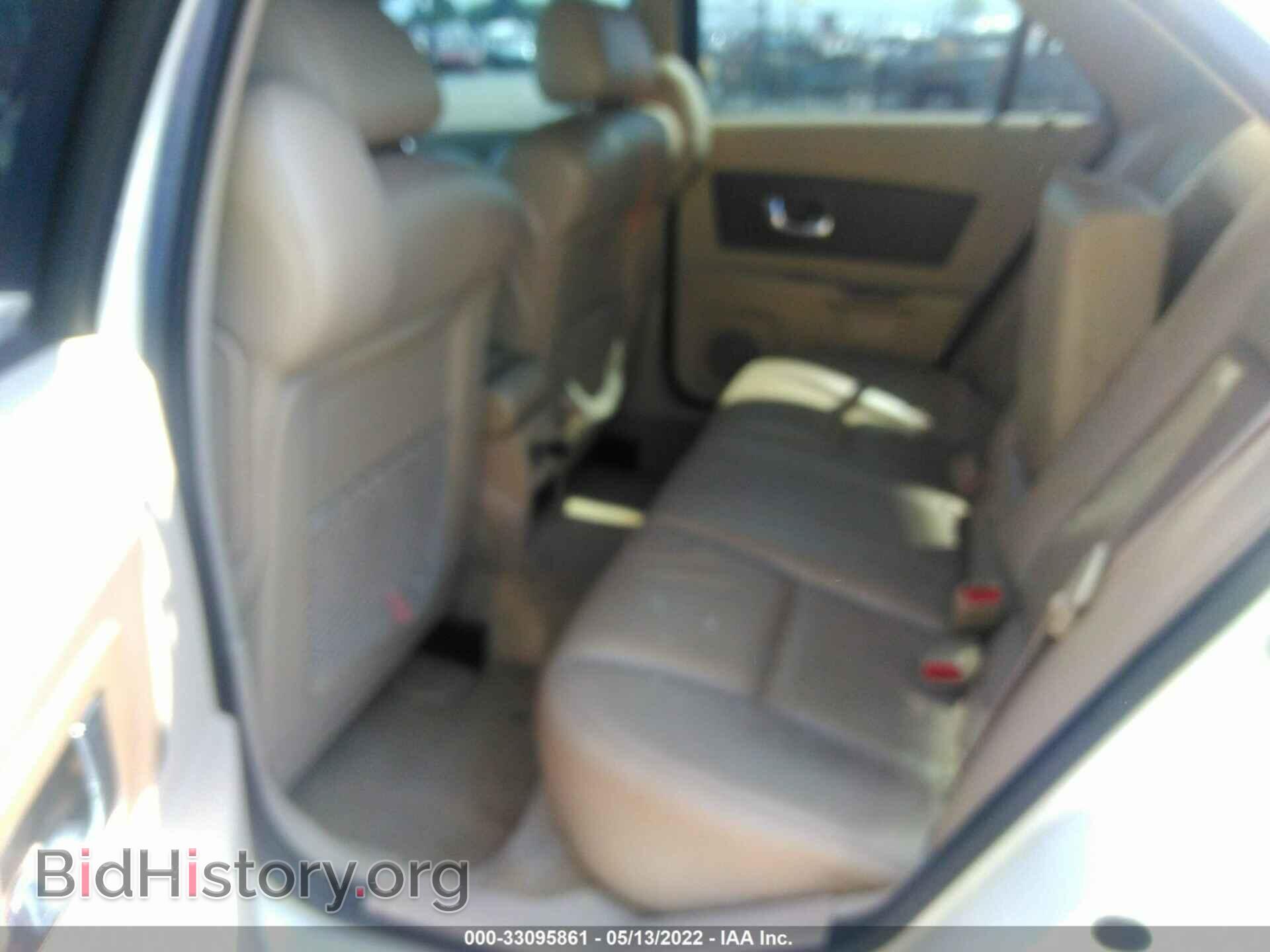 2007 CADILLAC CTS - VIN: 1G6DP577470180500 - Photo 8