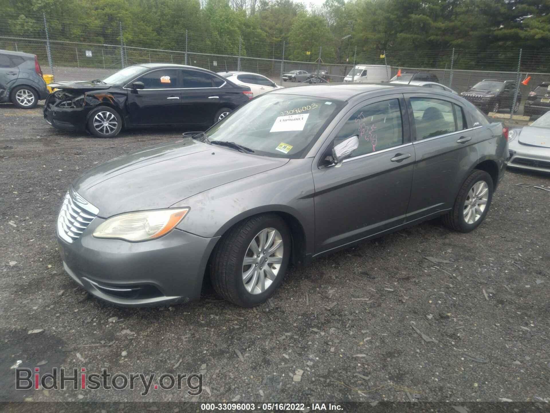 2012 CHRYSLER 200 - VIN: 1C3CCBBB2CN127441 - Photo 2