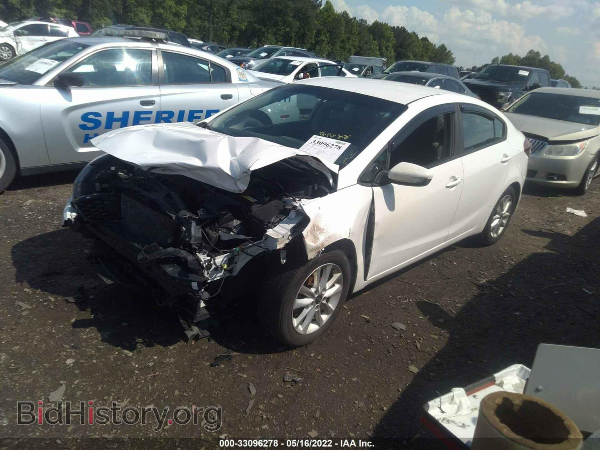 2017 KIA FORTE - VIN: 3KPFL4A75HE008084 - Photo 2