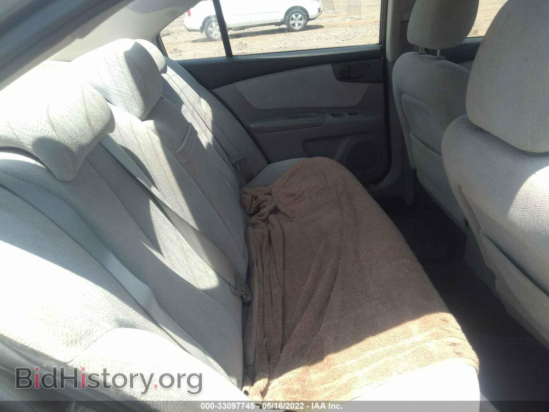 2008 KIA OPTIMA - VIN: KNAGE123285274115 - Фото 8