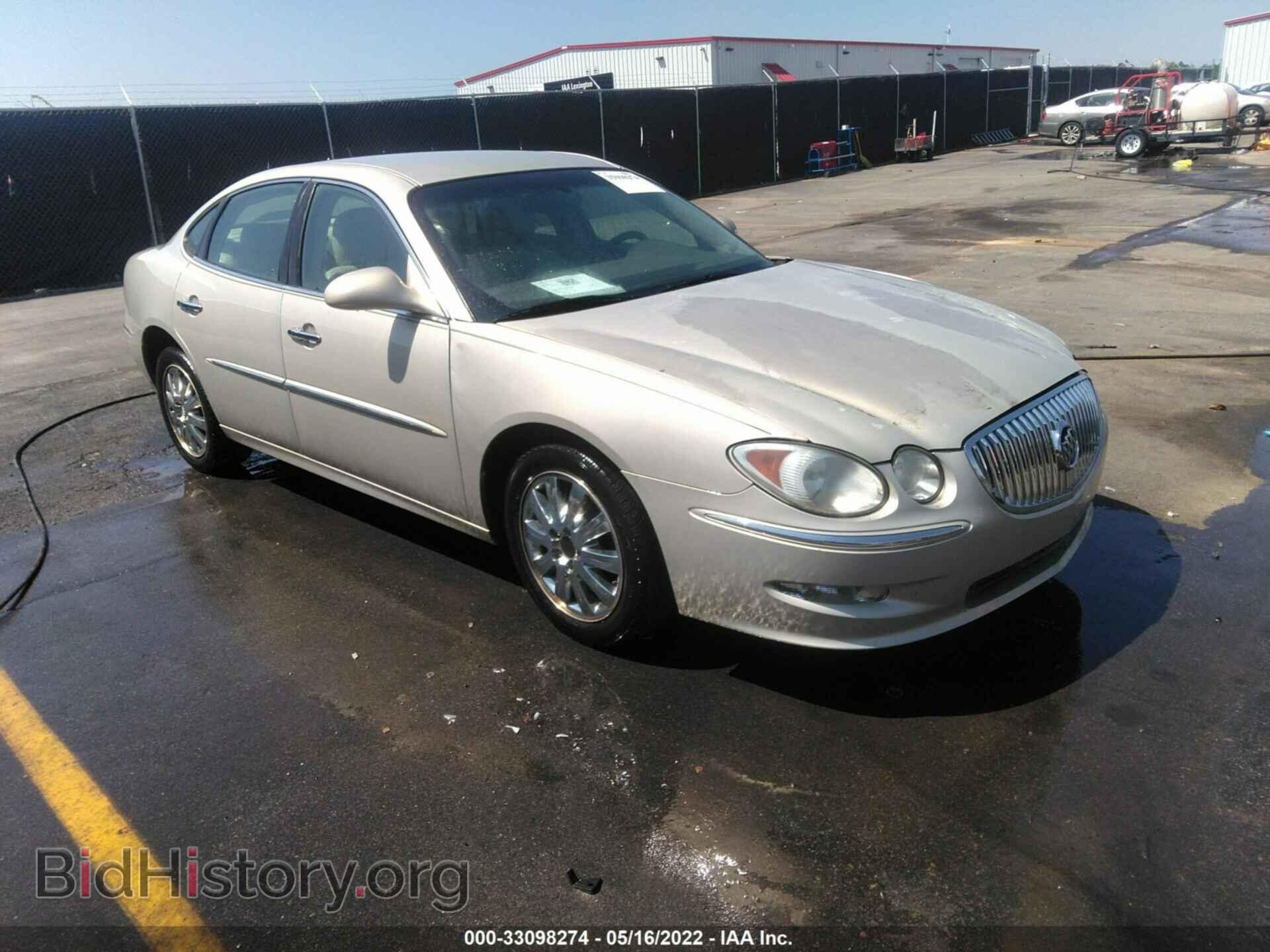 Photo 2G4WD582381287556 - BUICK LACROSSE 2008