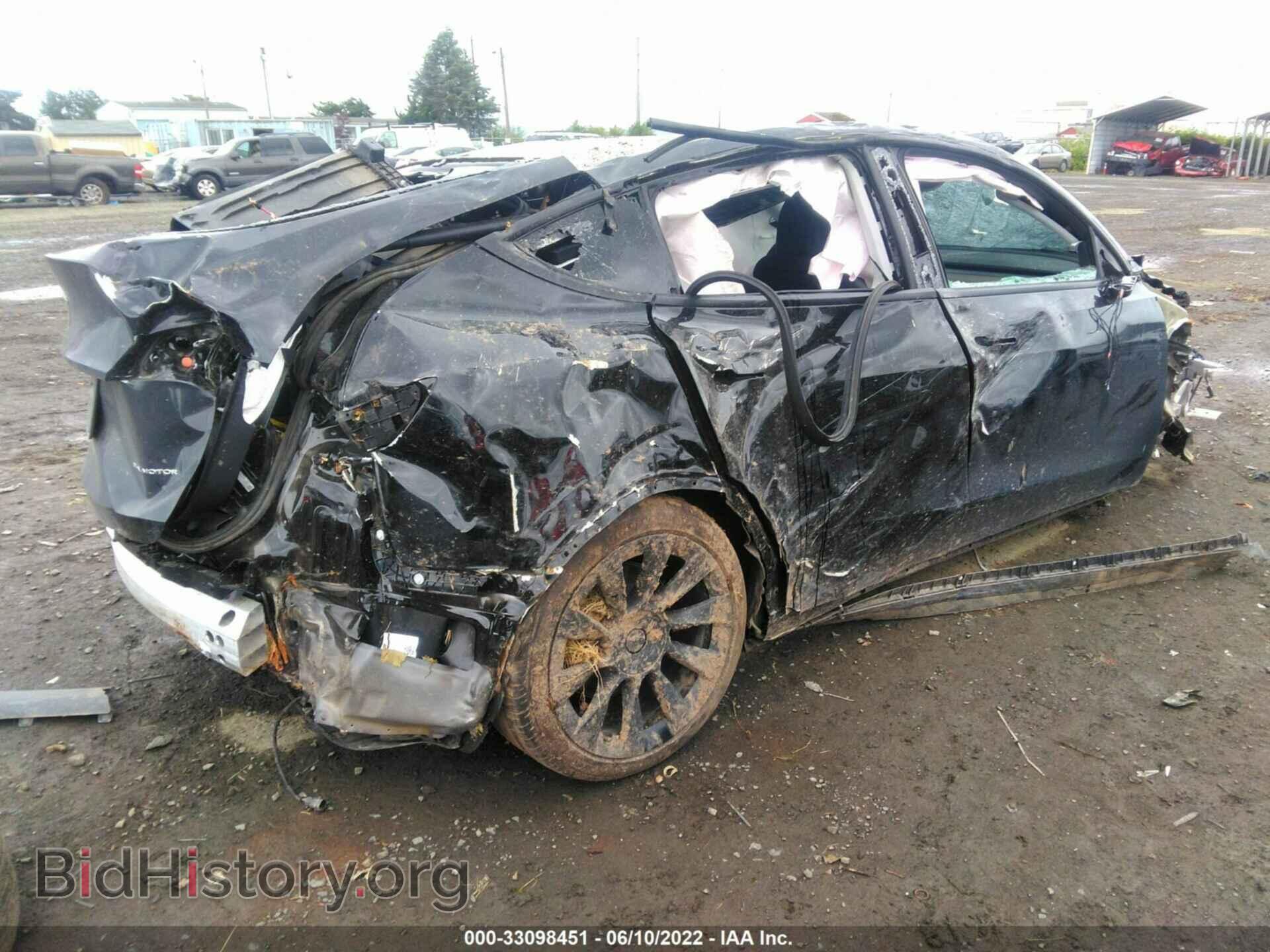 2022 TESLA MODEL Y - VIN: 7SAYGDEE8NF371431 - Фото 4