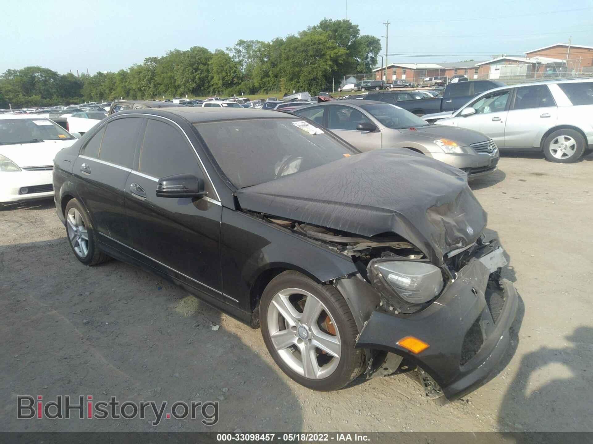 Photo WDDGF8BB1BR134319 - MERCEDES-BENZ C-CLASS 2011