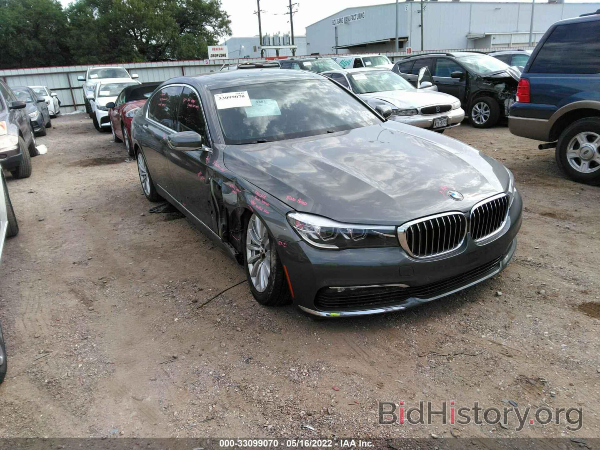 Photo WBA7E2C5XHG740075 - BMW 7 SERIES 2017