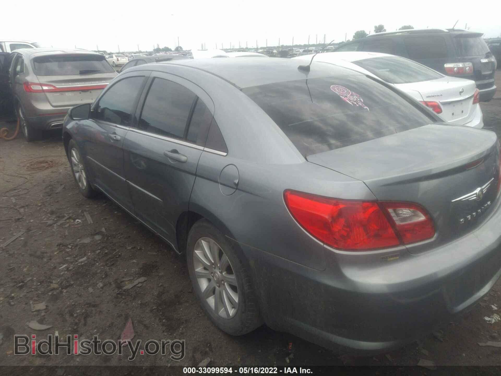 2010 CHRYSLER SEBRING - VIN: 1C3CC5FD8AN194653 - Фото 3