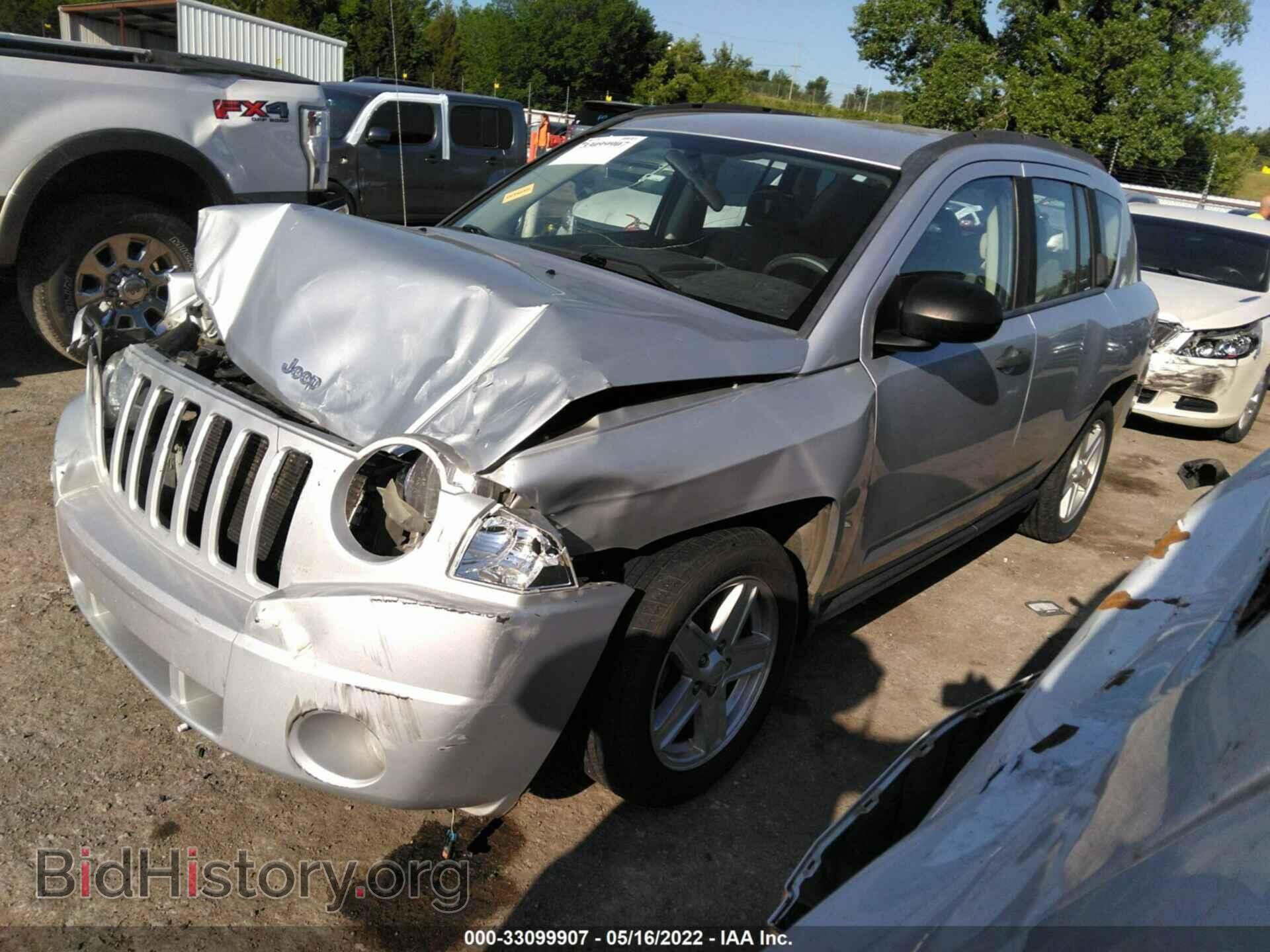 2007 JEEP COMPASS - VIN: 1J8FT47W57D105602 - Фото 2