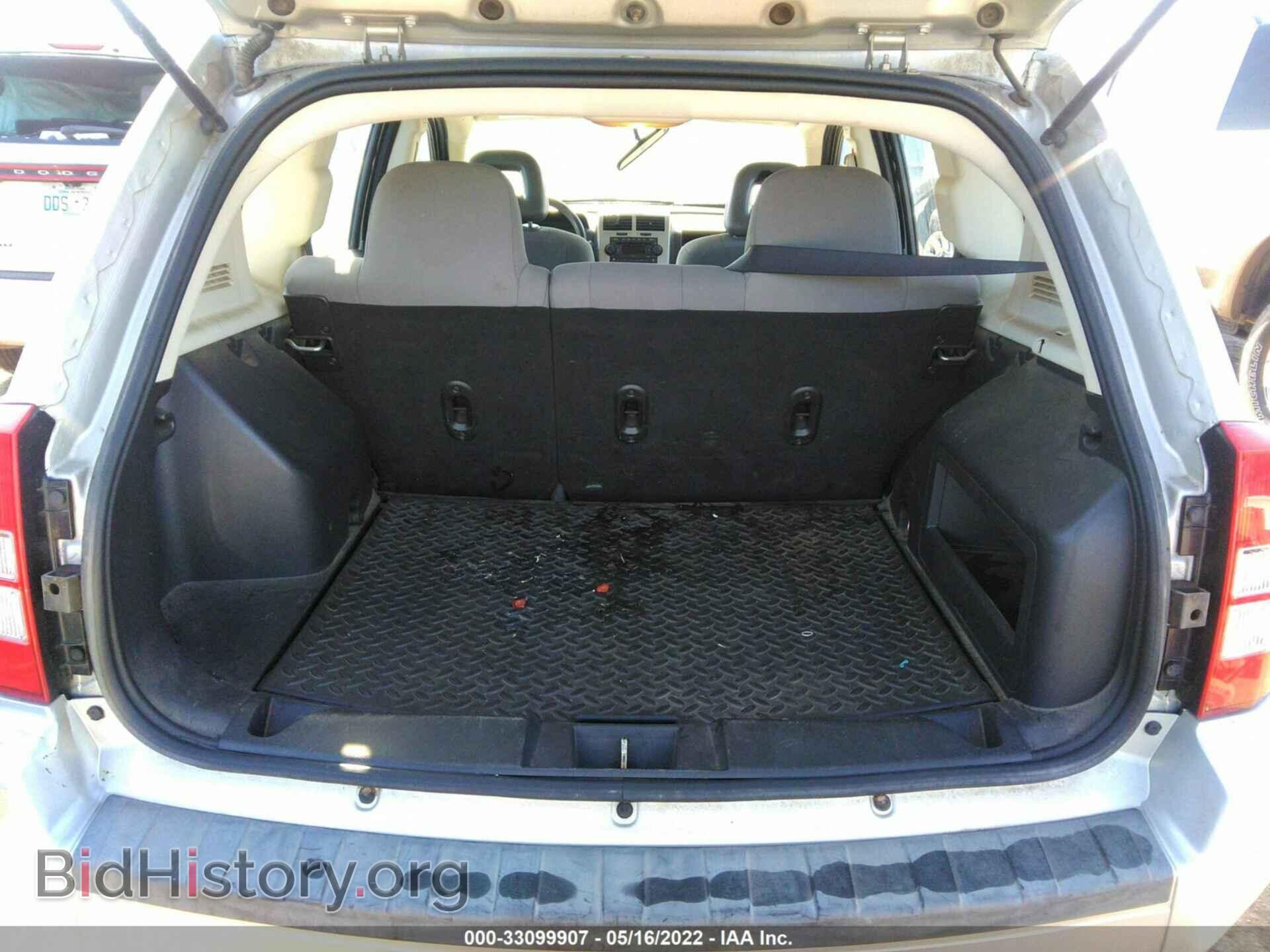 2007 JEEP COMPASS - VIN: 1J8FT47W57D105602 - Фото 8