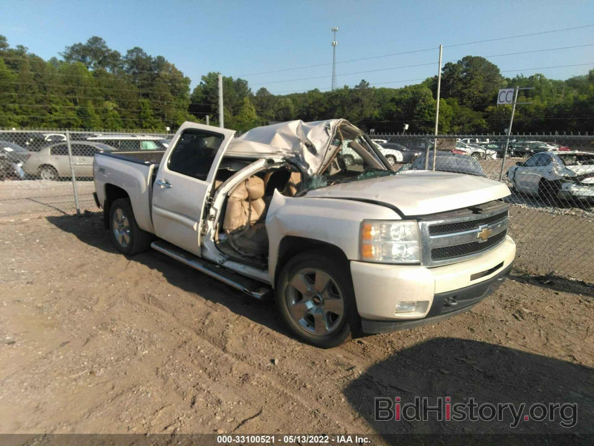 Photo 3GCPKTE30BG378847 - CHEVROLET SILVERADO 1500 2011