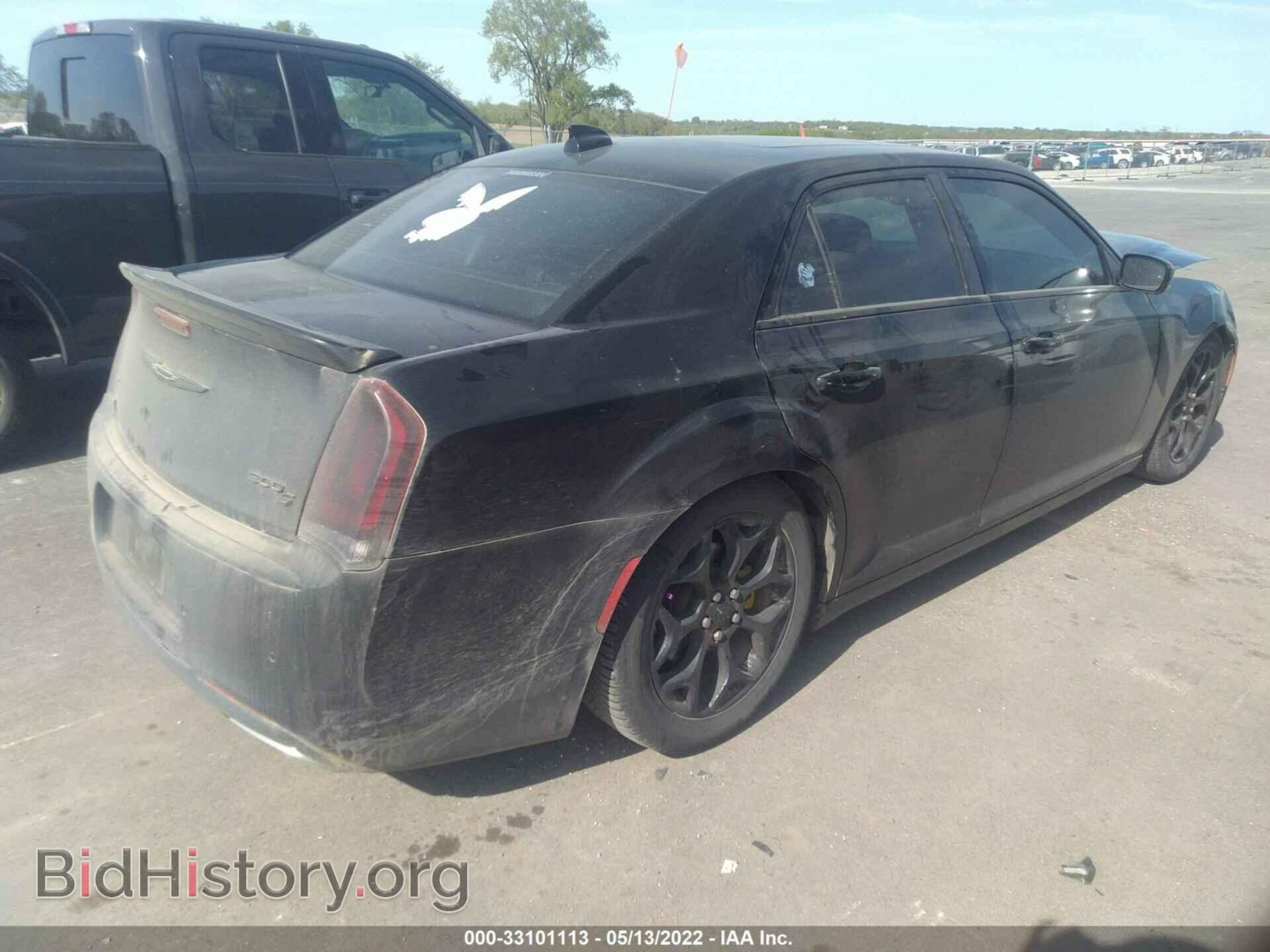 2016 CHRYSLER 300 - VIN: 2C3CCAGG4GH235699 - Фото 4