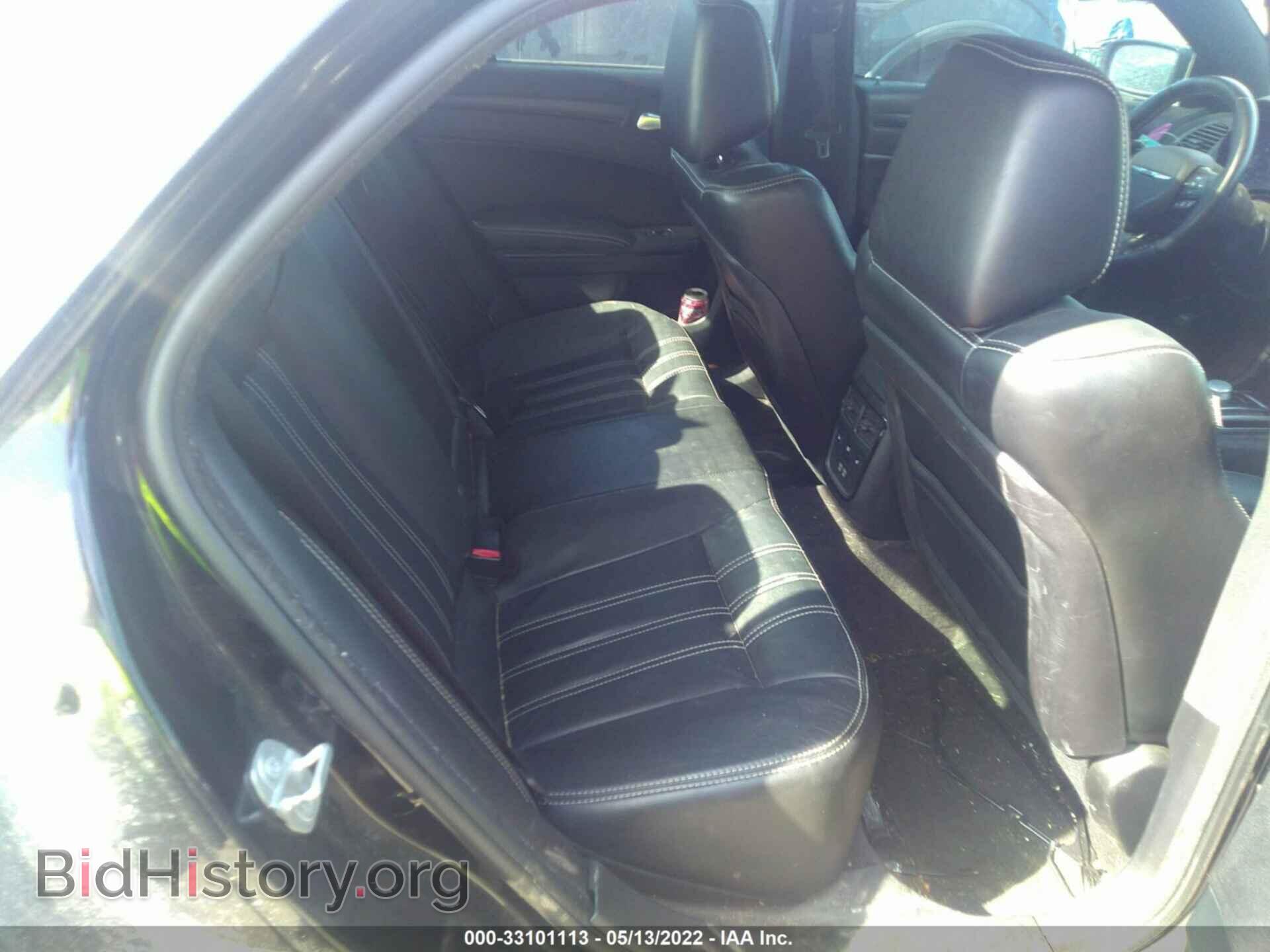 2016 CHRYSLER 300 - VIN: 2C3CCAGG4GH235699 - Фото 8
