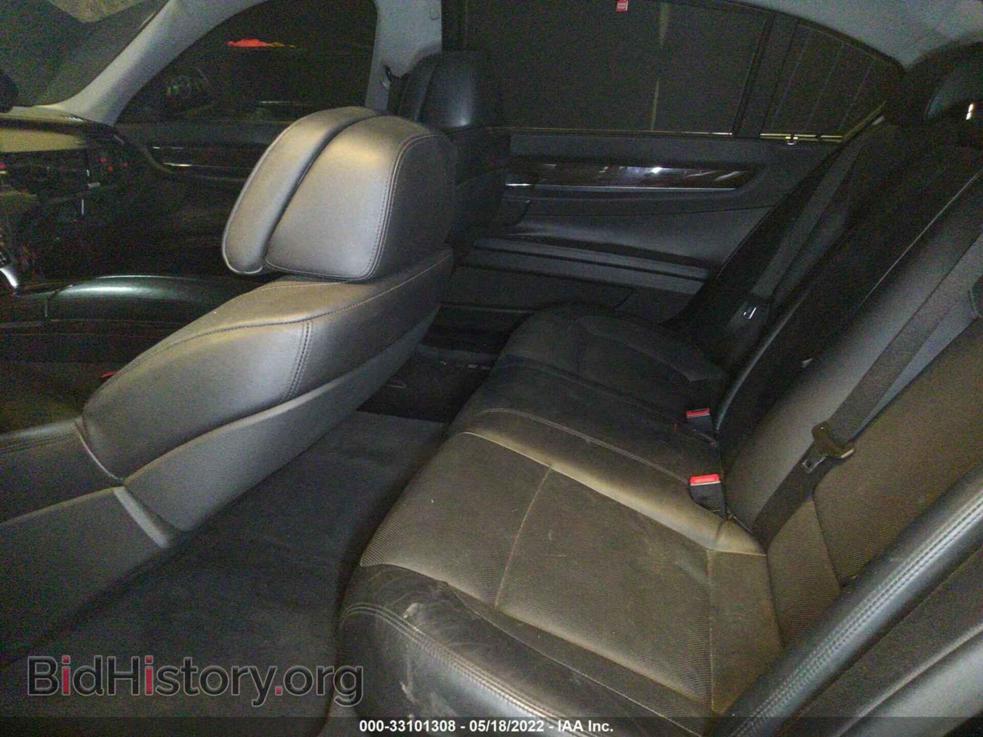 2012 BMW 7 SERIES - VIN: WBAKC8C5XCC435761 - Фото 8