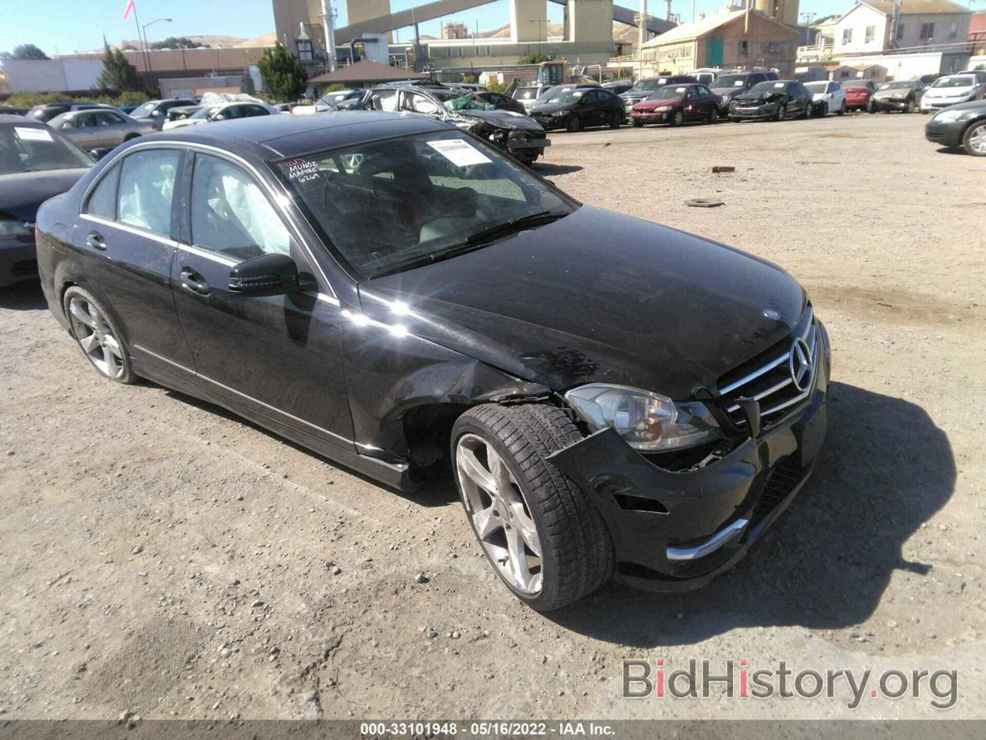 Photo WDDGF4HB4EA966918 - MERCEDES-BENZ C-CLASS 2014