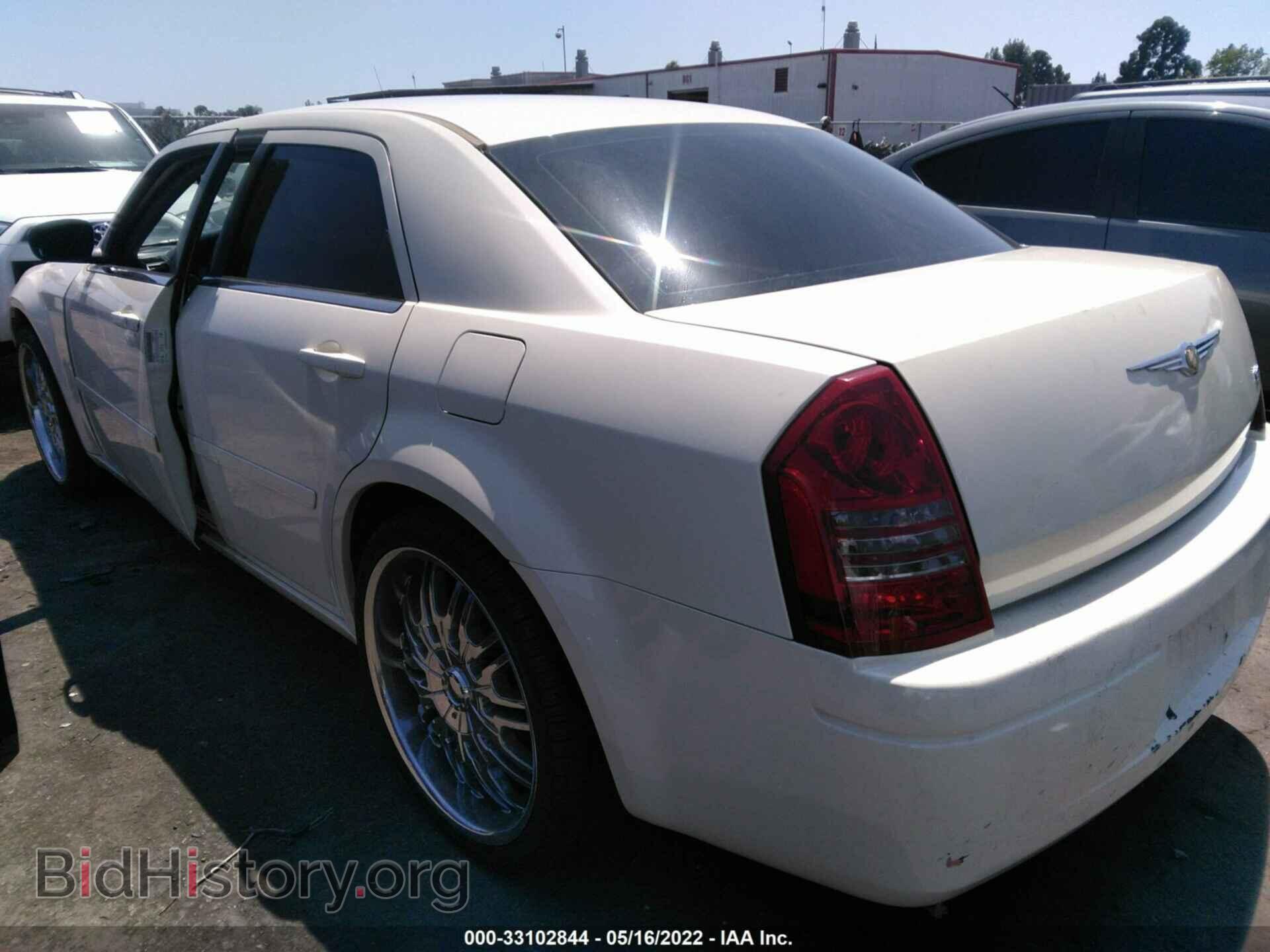 2006 CHRYSLER 300 - VIN: 2C3KA43R96H504501 - Фото 3