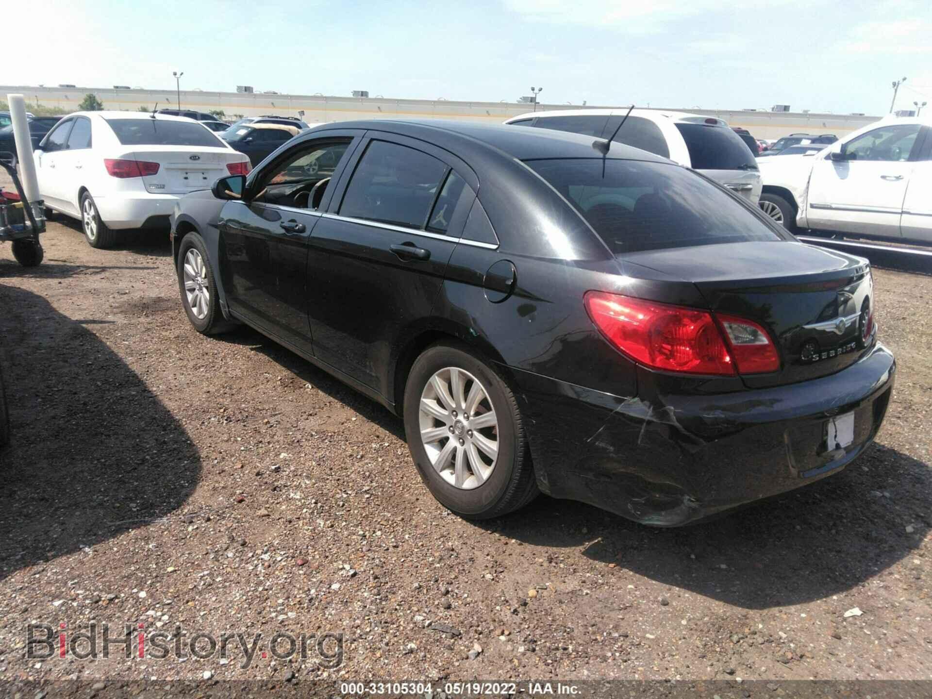 2010 CHRYSLER SEBRING - VIN: 1C3CC5FB9AN214102 - Фото 3