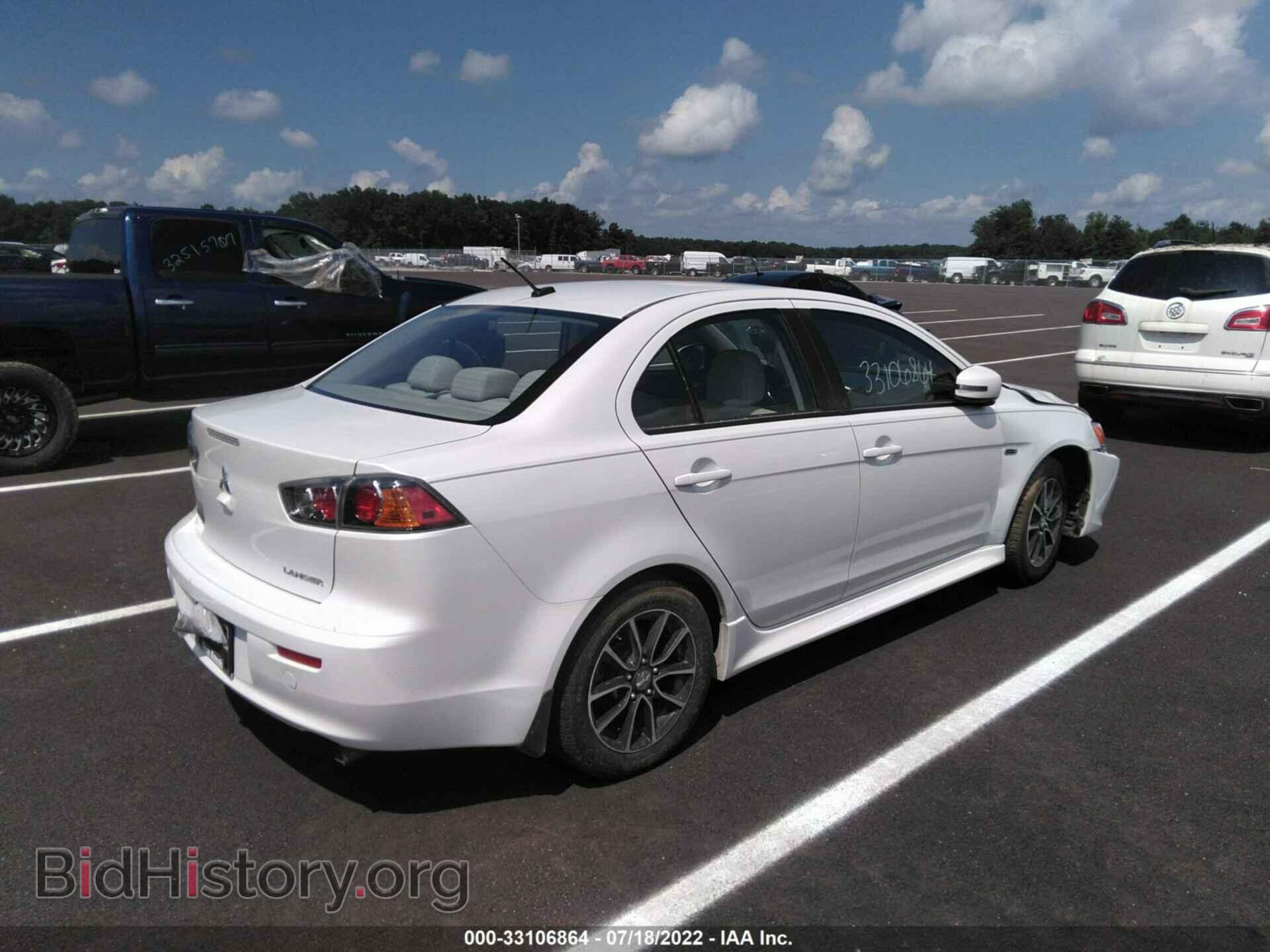 2017 MITSUBISHI LANCER - VIN: JA32U2FU8HU000317 - Фото 4