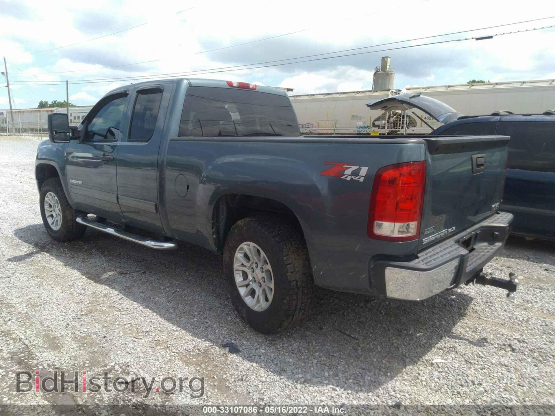 2011 GMC SIERRA 1500 - VIN: 1GTR2VE32BZ391202 - Фото 3