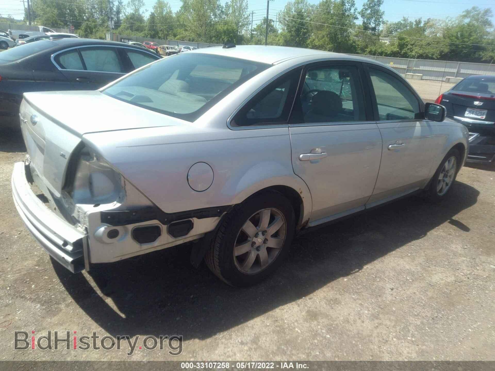 2007 FORD FIVE HUNDRED - VIN: 1FAHP24147G150388 - Фото 4