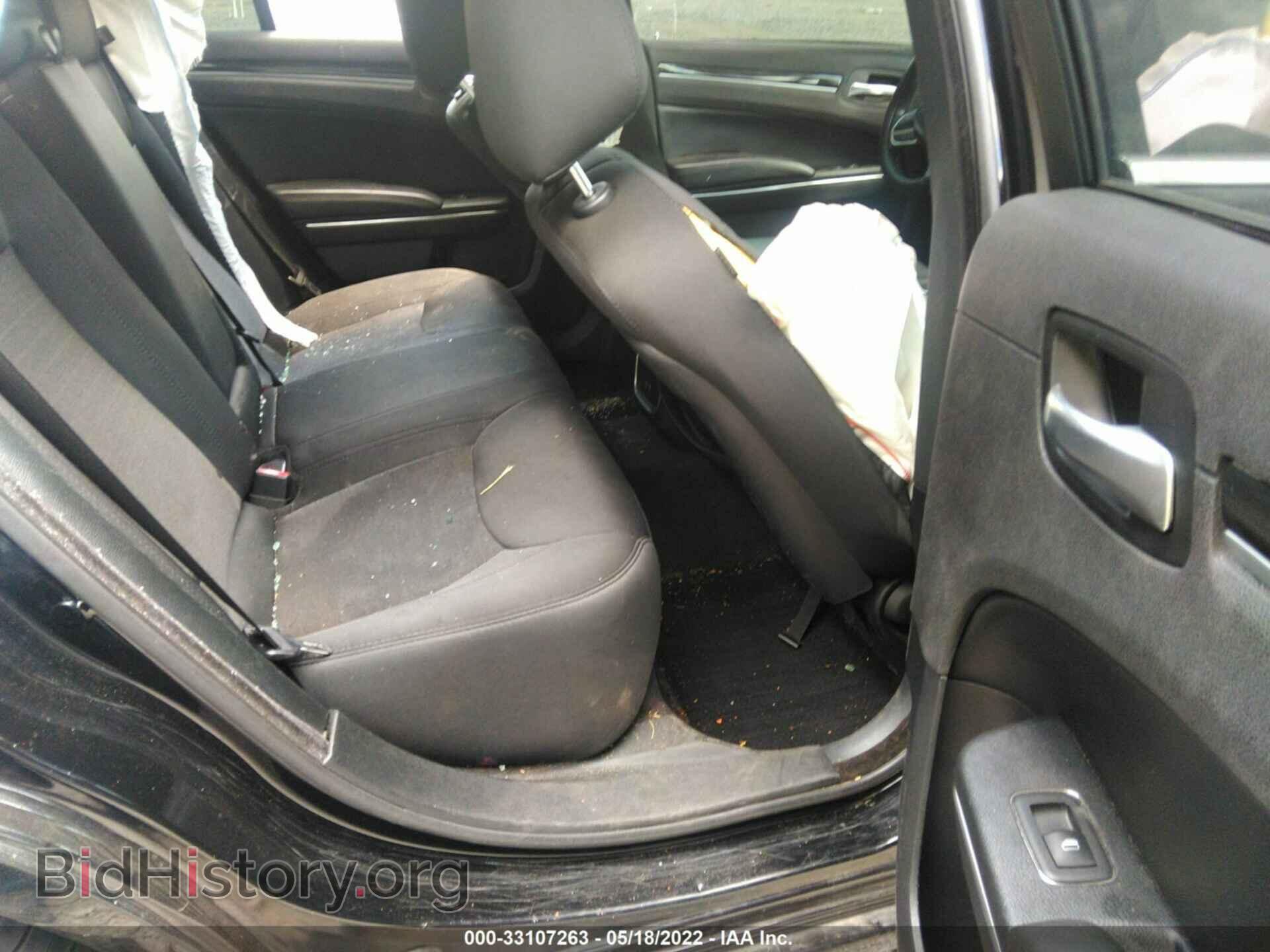 2018 CHRYSLER 300 - VIN: 2C3CCAAGXJH195628 - Фото 8
