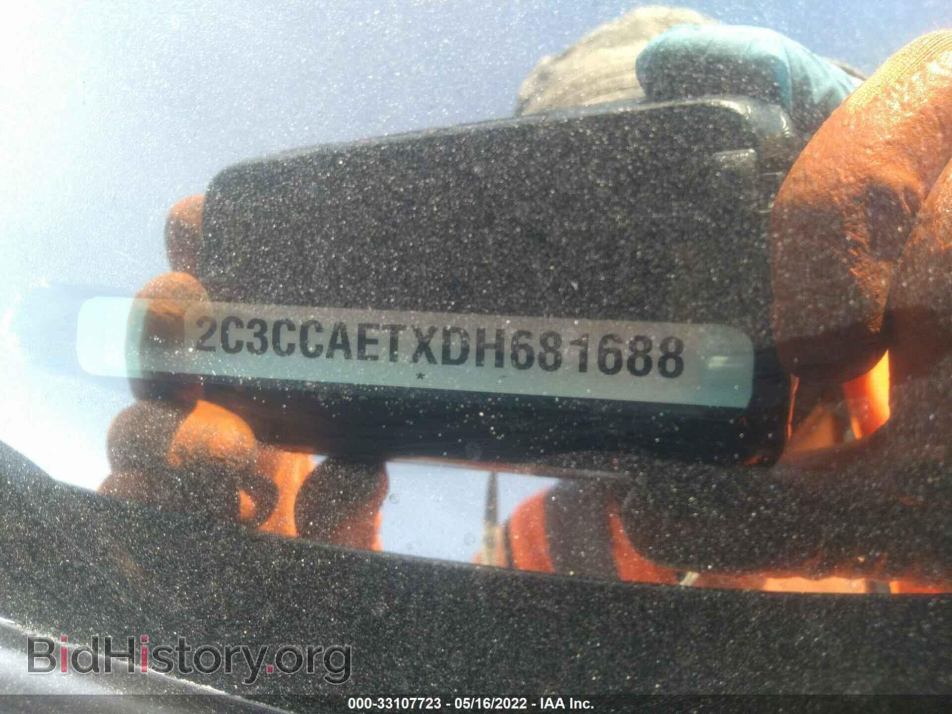 2013 CHRYSLER 300 - VIN: 2C3CCAETXDH681688 - Фото 9