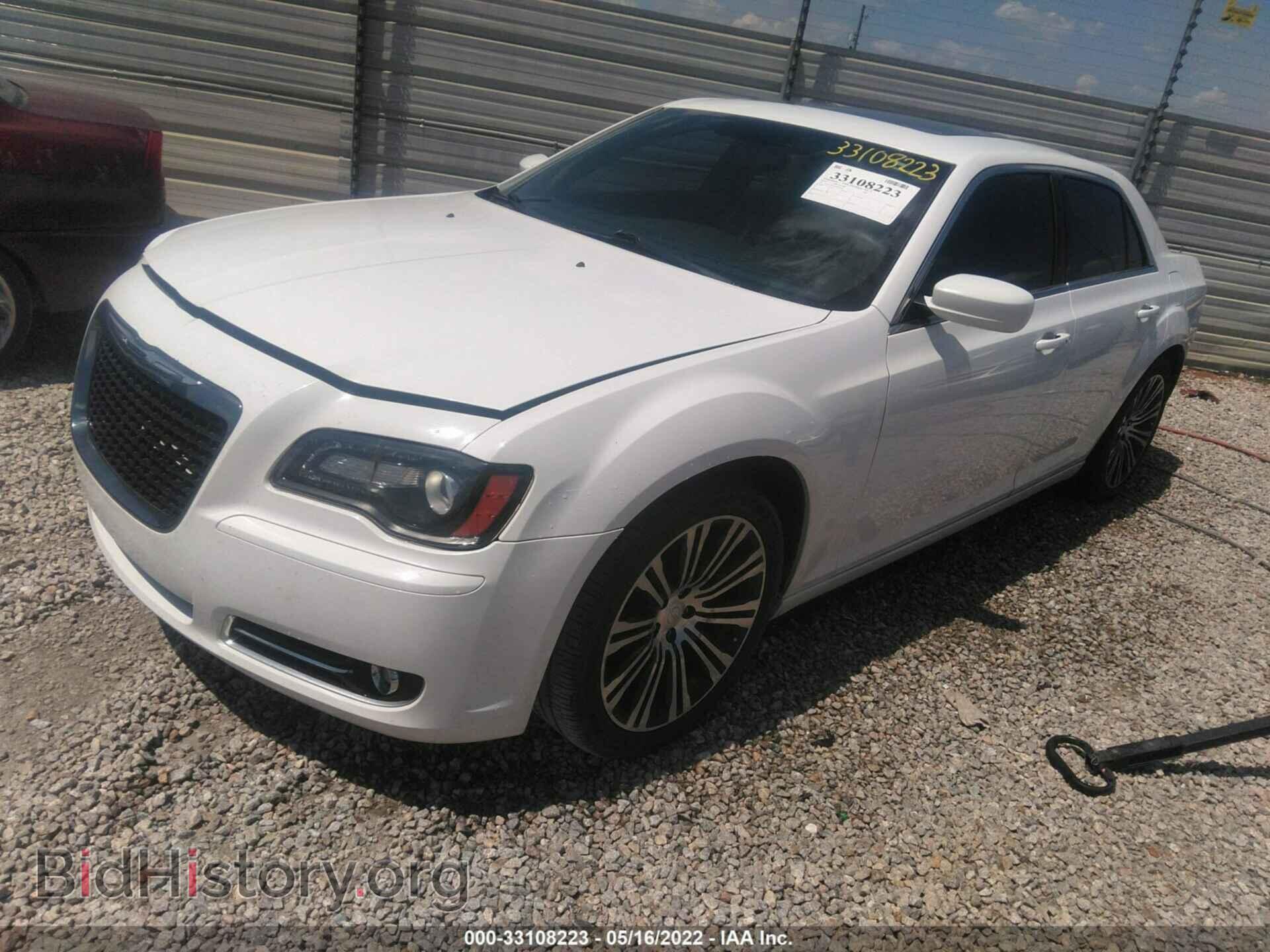 2013 CHRYSLER 300 - VIN: 2C3CCABG6DH504482 - Фото 2
