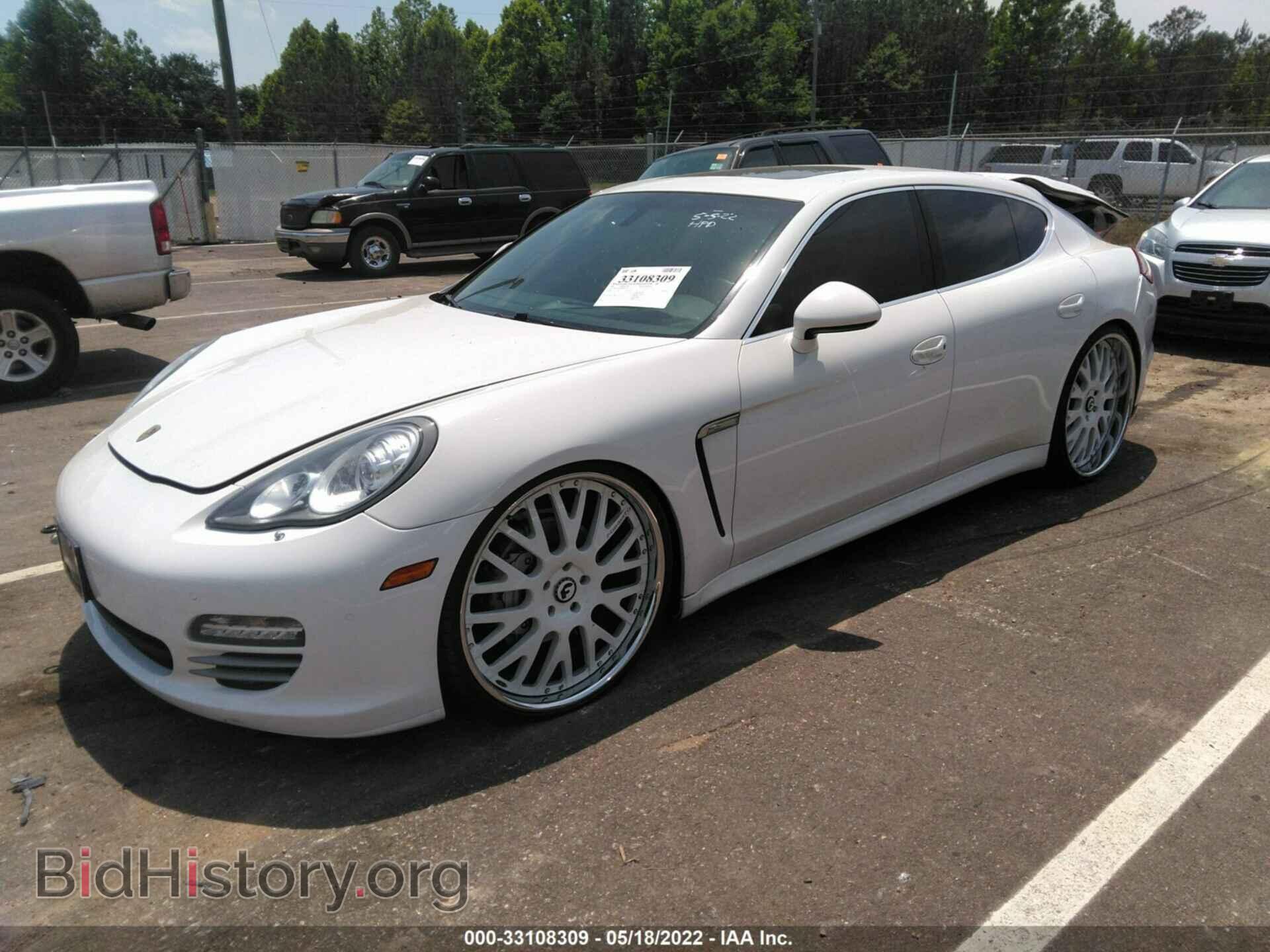 2011 PORSCHE PANAMERA - VIN: WP0AB2A75BL062730 - Фото 2