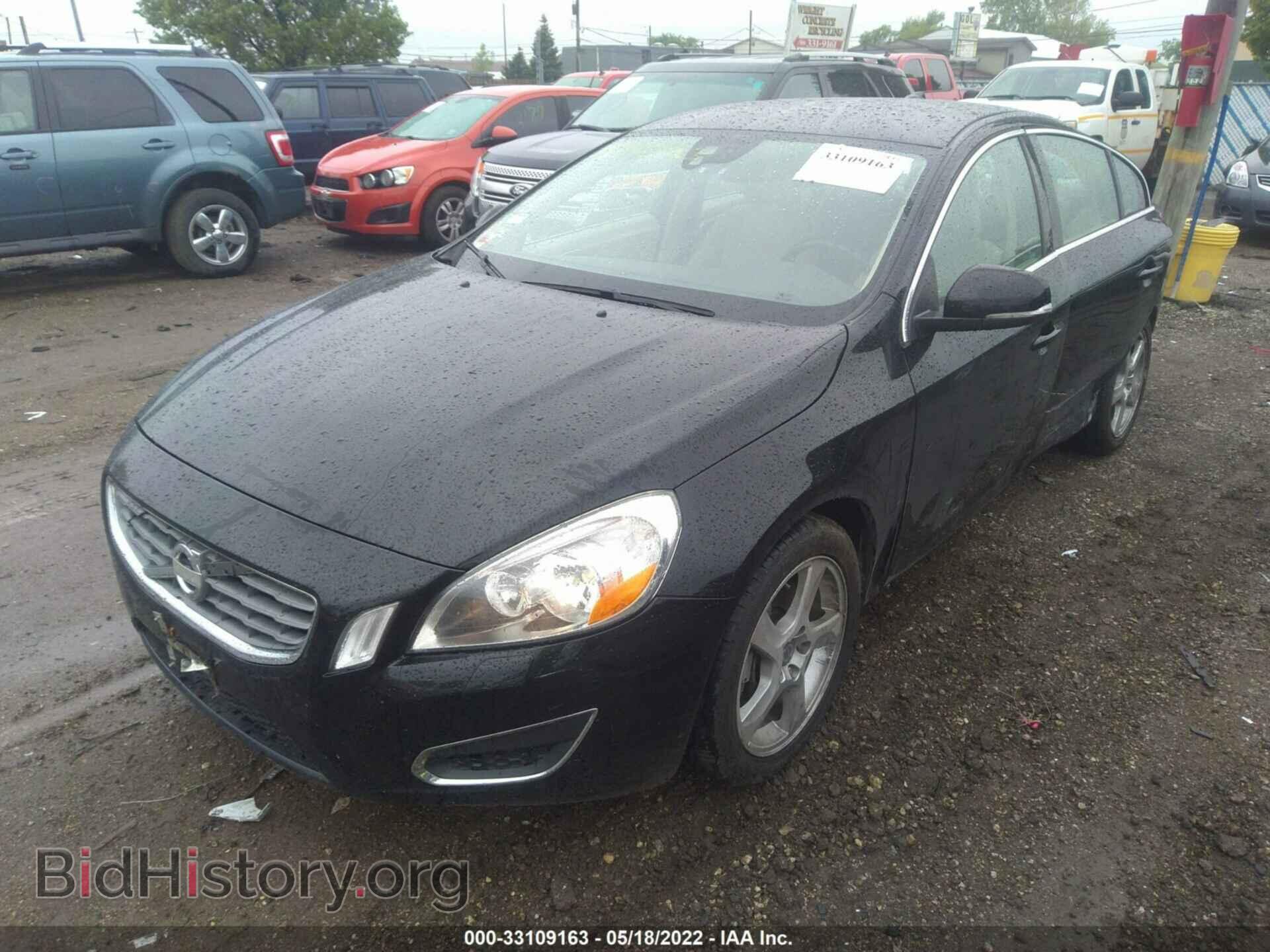 2012 VOLVO S60 - VIN: YV1622FS5C2023155 - Фото 2