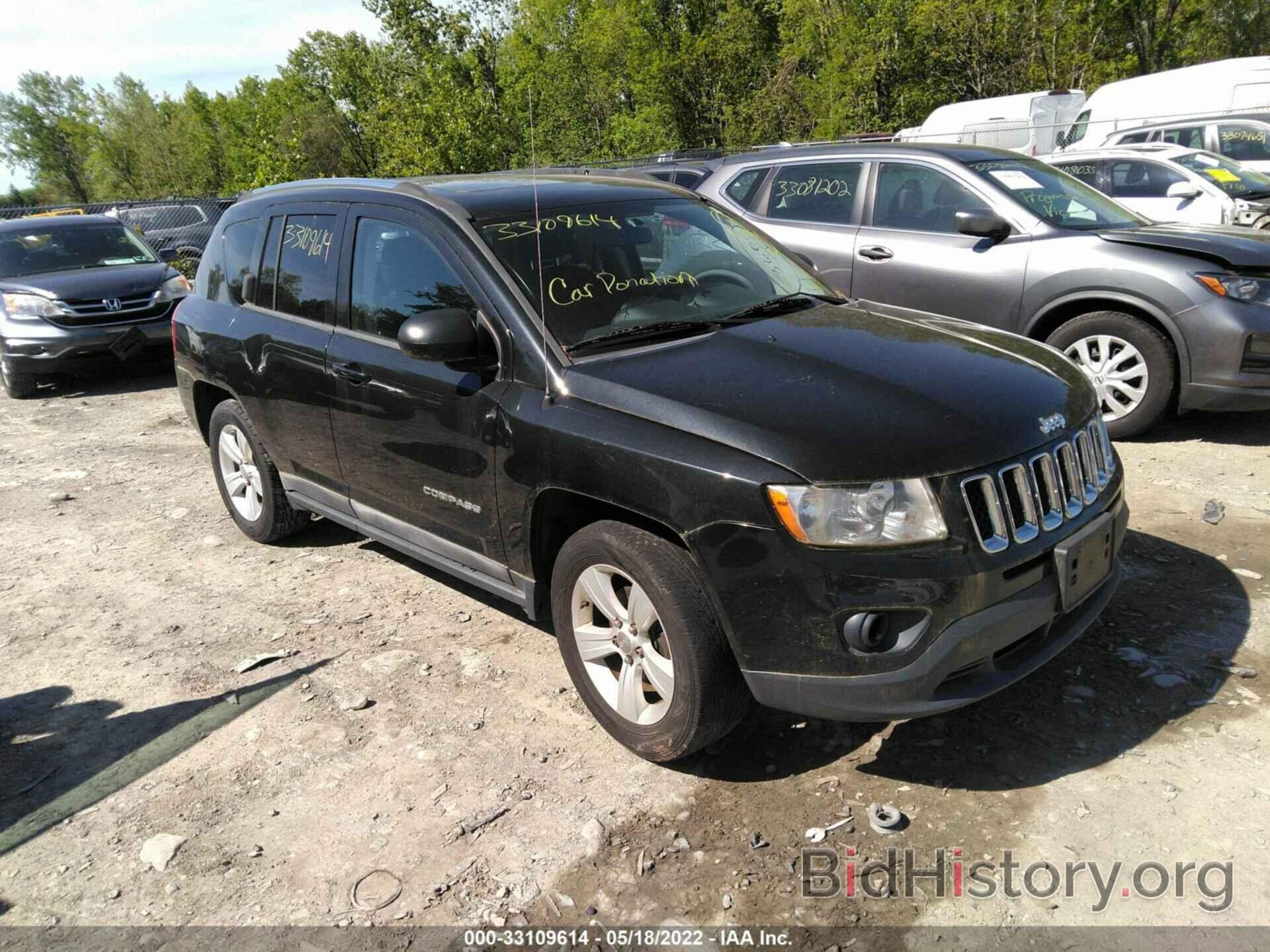 Photo 1J4NF1FB1BD134346 - JEEP COMPASS 2011