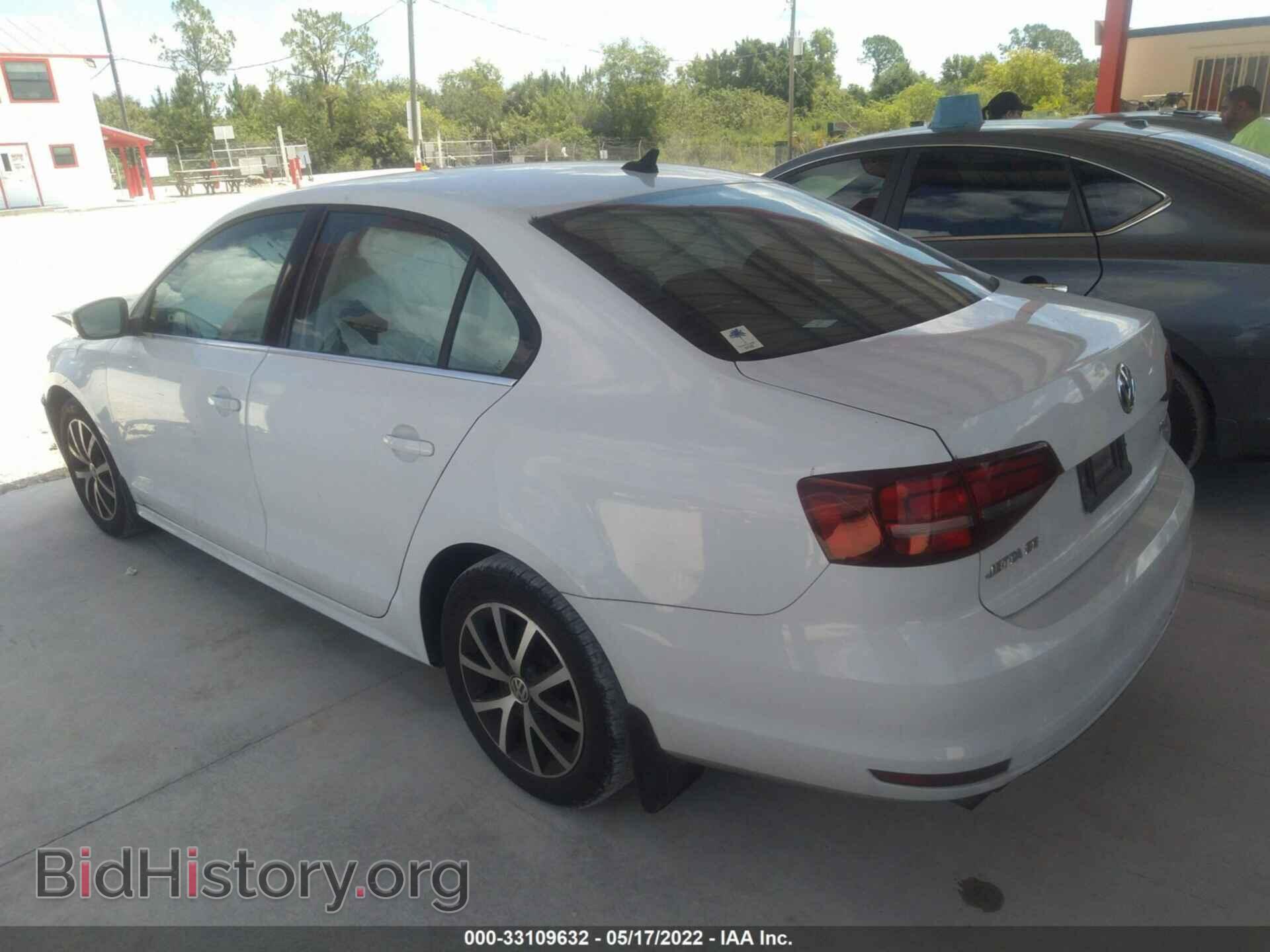 2017 VOLKSWAGEN JETTA - VIN: 3VWDB7AJ3HM312671 - Photo 3